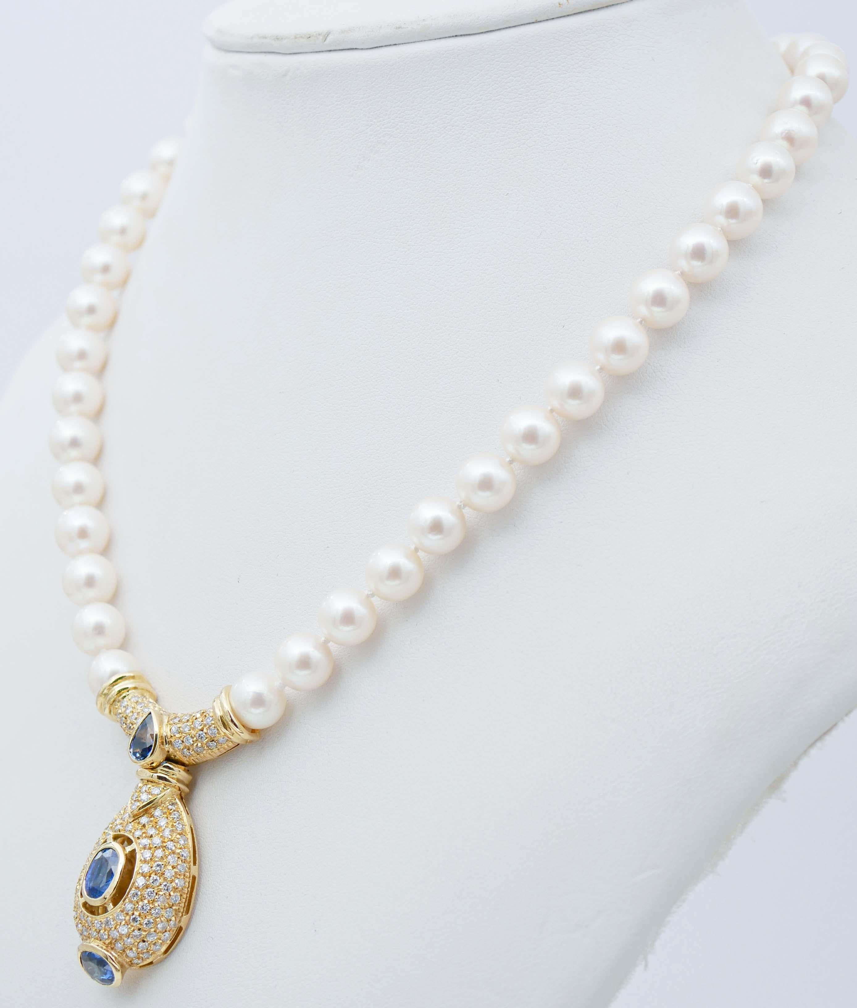 Retro Sapphires, Pearls, Diamonds, 18 Karat Yellow Gold Necklace.