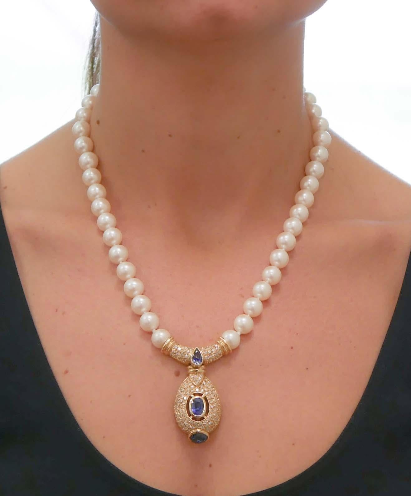 Sapphires, Pearls, Diamonds, 18 Karat Yellow Gold Necklace. 1