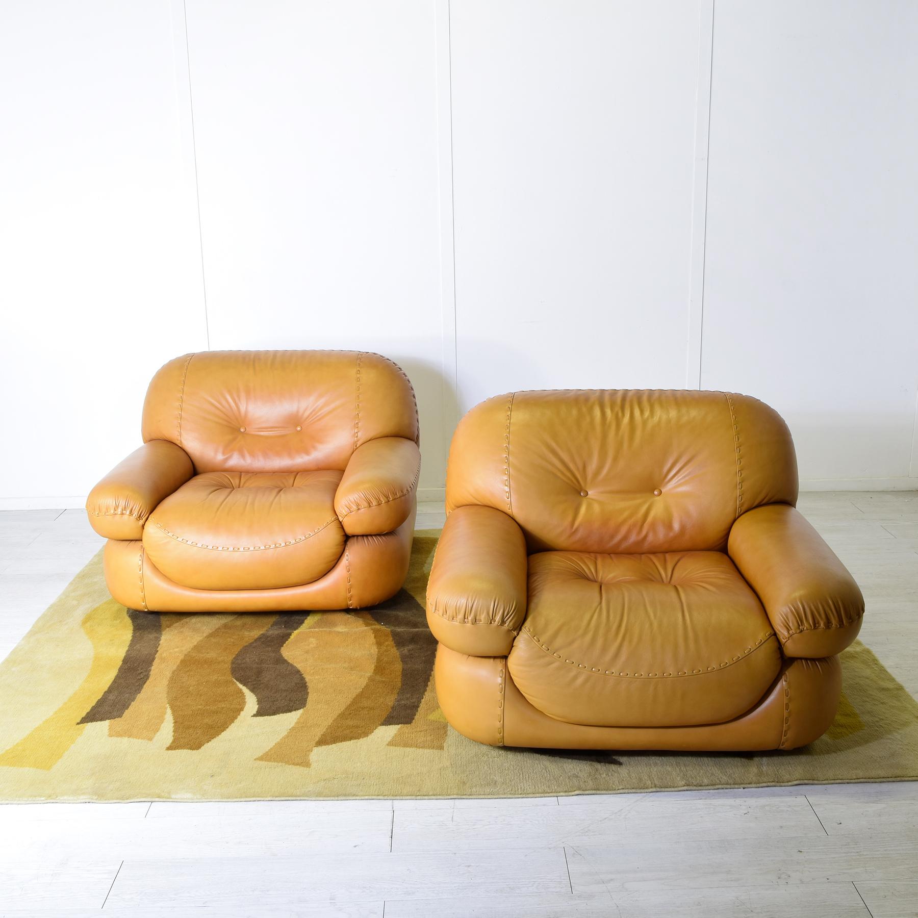 Sapporo-Sessel für Mobil Girgi 1970er Jahre (Tierleder) im Angebot