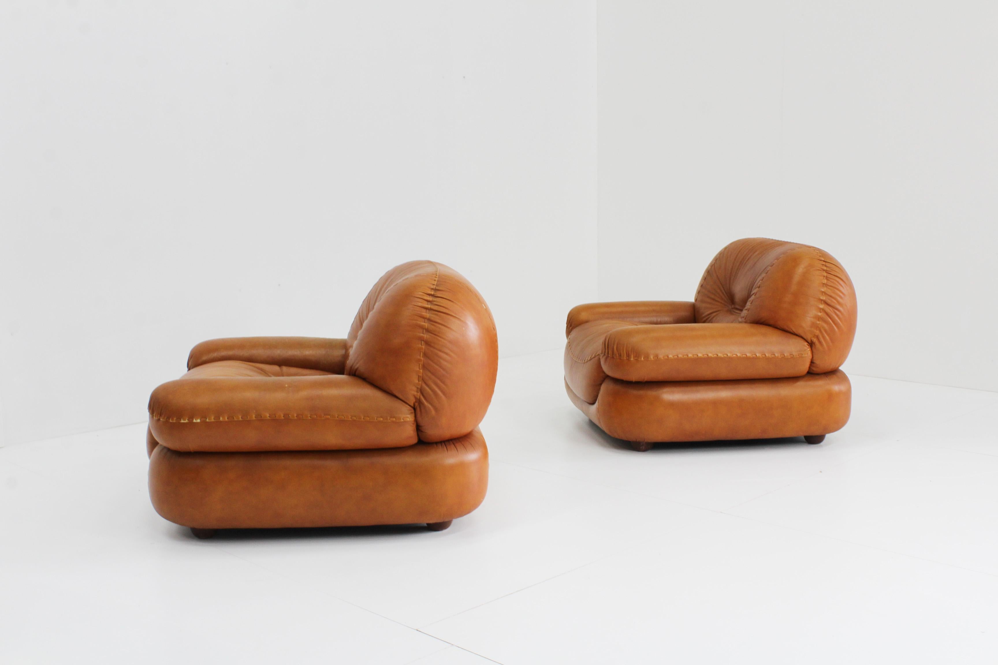 Late 20th Century Sapporo Cognac Leather Armchairs by Mobil Girgi, Italy, 1970s, Set of 2