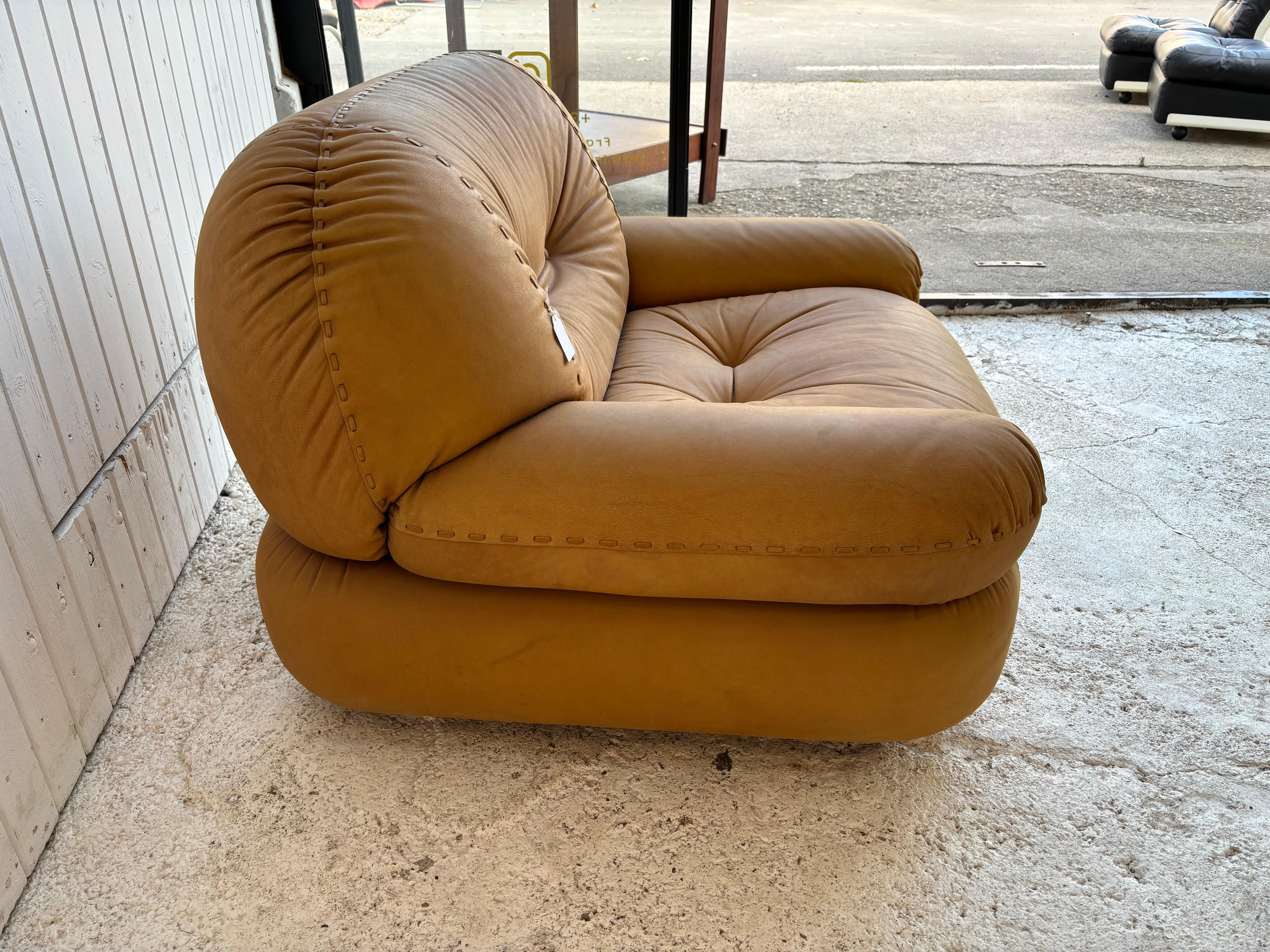 Sapporo Leather Chair by Mobel , 1970’s Italy 1