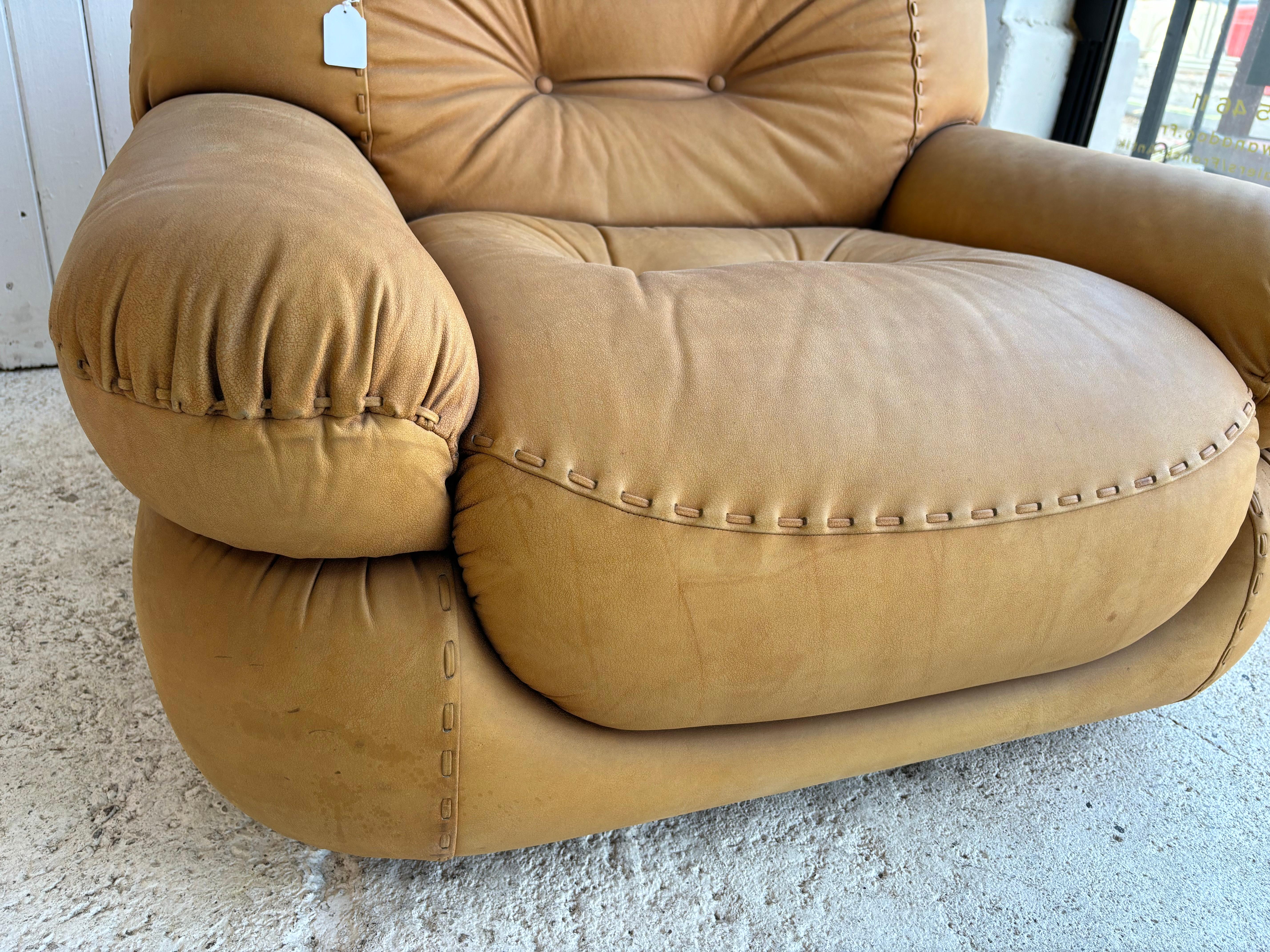Sapporo Leather Chair by Mobel , 1970’s Italy 2