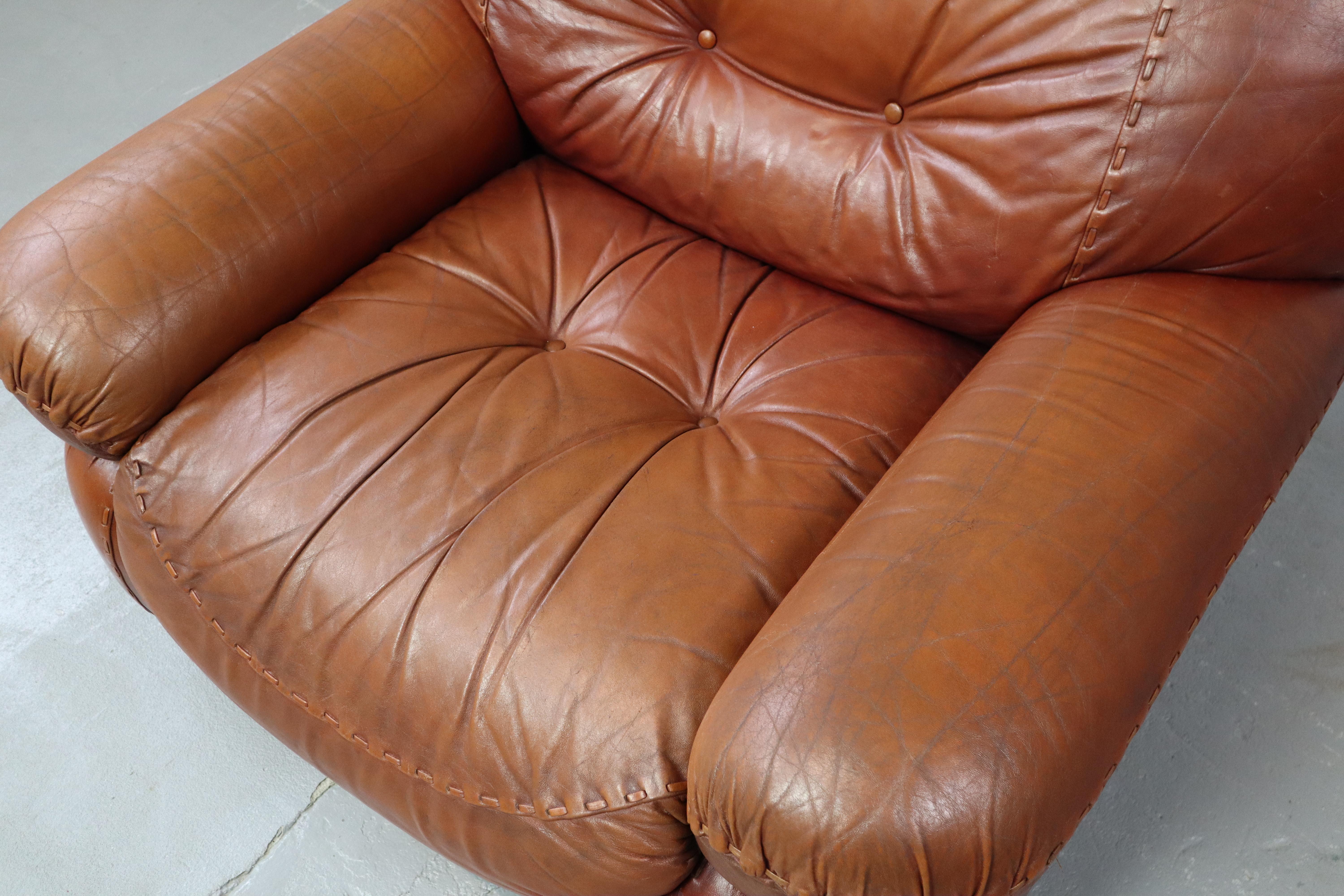 Sapporo lounge chair produced by Mobil Girgi Italy 1970's 7