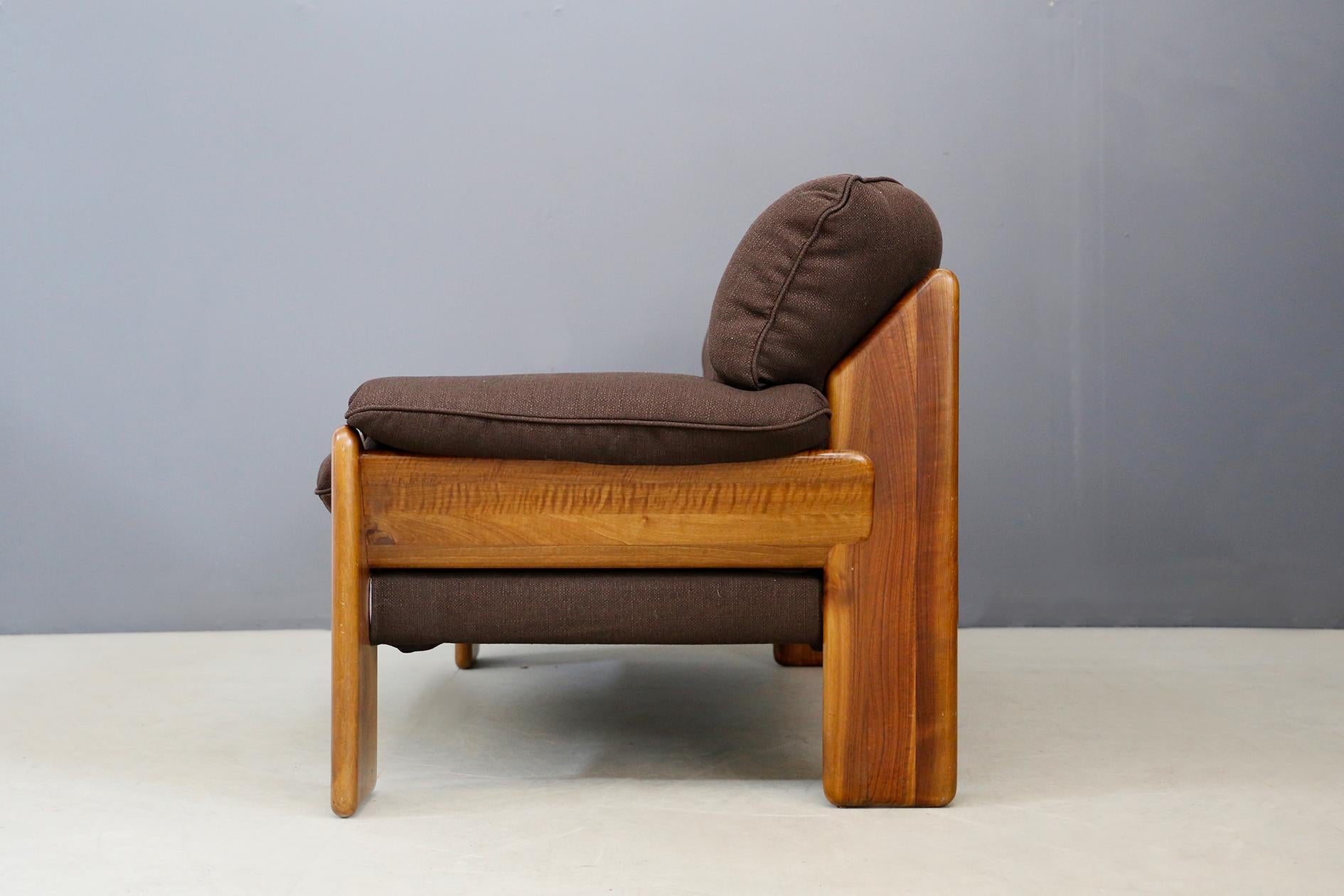 Sapporo Sofa Brown Two-Seat Midcentury in Noble Wood, 1970s In Good Condition In Milano, IT