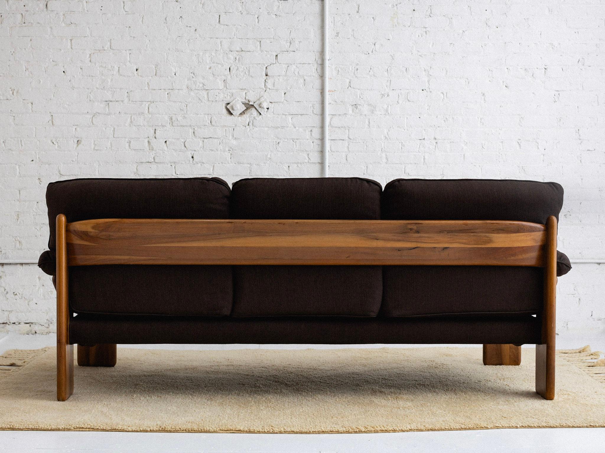 'Sapporo' Wood Frame 3 Seat Sofa by Mario Marenco for Mobil Girgi In Good Condition In Brooklyn, NY