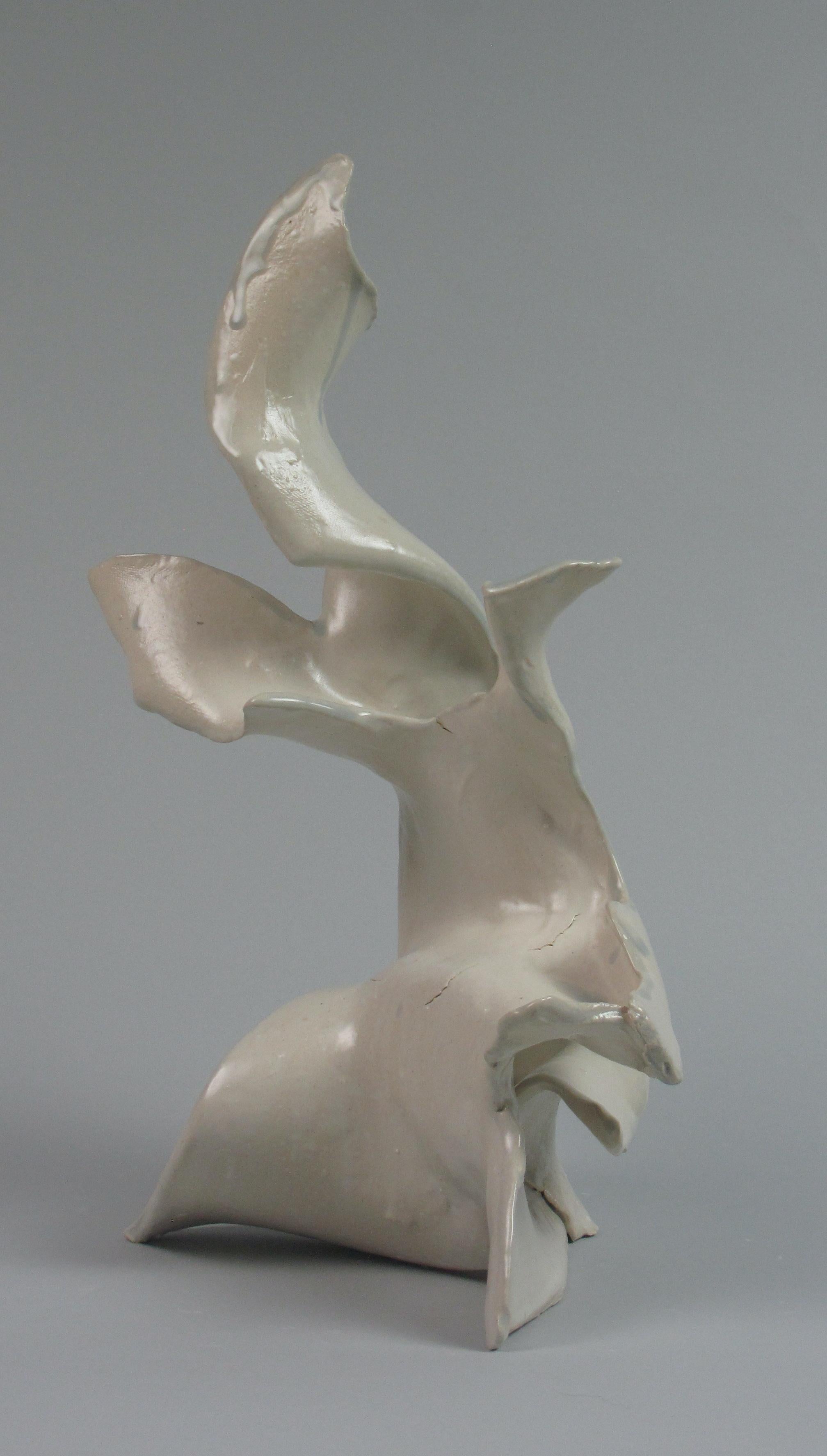 « Quiet », abstrait, gestuel, céramique, blanc, crème, sarcelle, grès, sculpture en vente 1