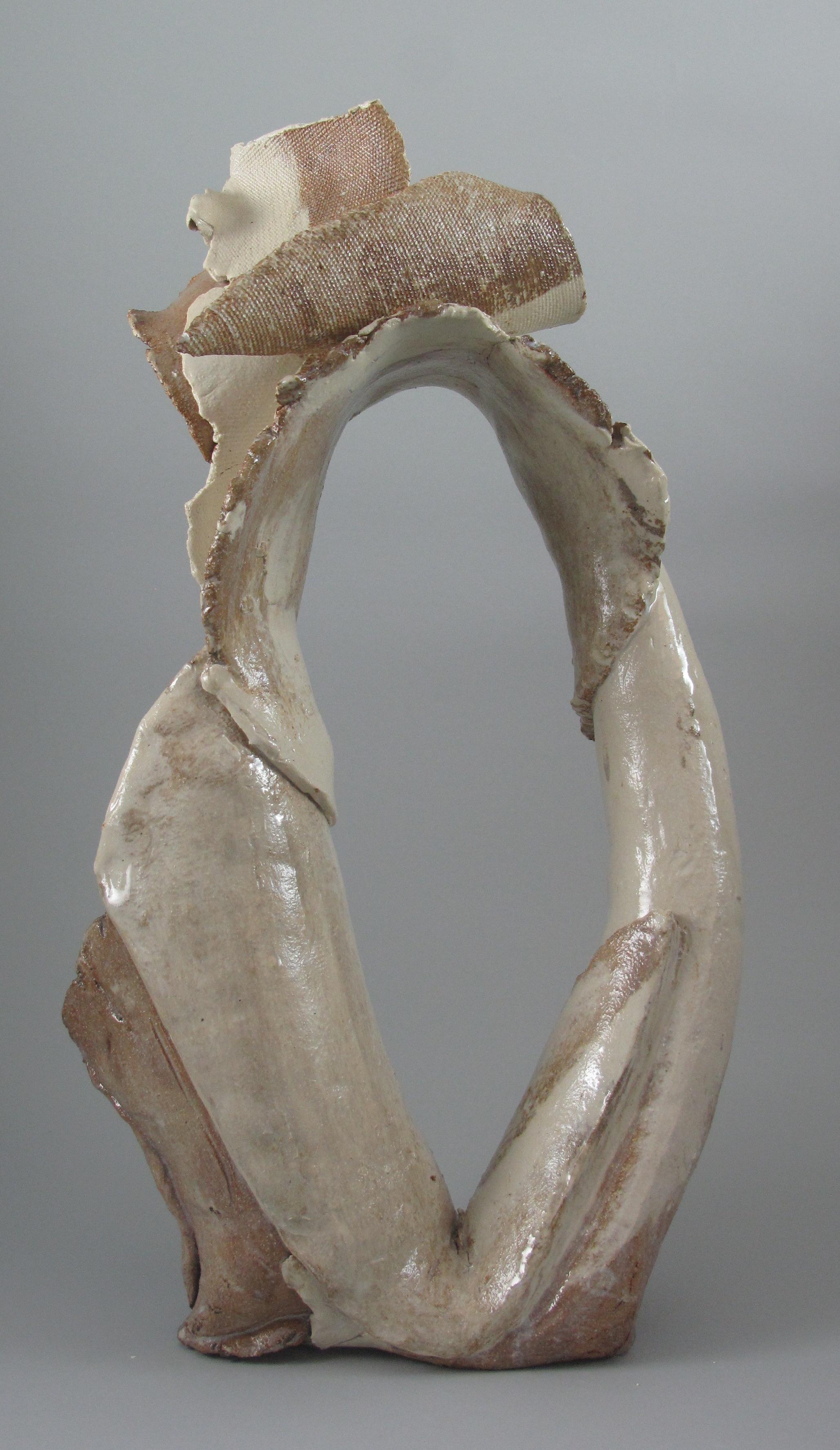 "Remnant Loop", gestural, ceramic, sculpture, white, brown, stoneware - Sculpture by Sara Fine-Wilson