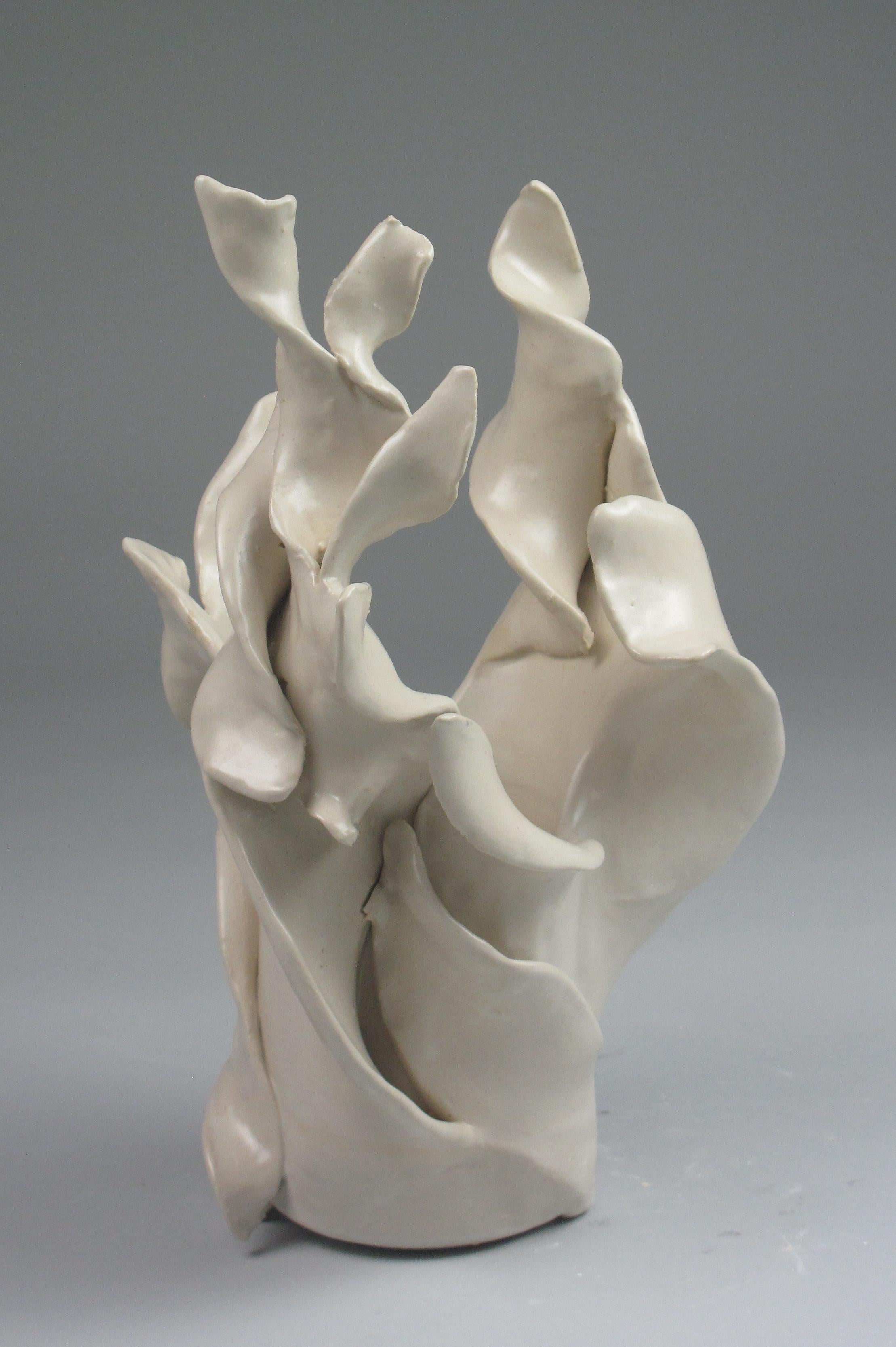 "Spiral Vase", gestural, ceramic, sculpture, white, cream, stoneware - Sculpture by Sara Fine-Wilson