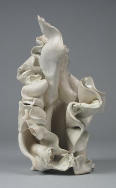 "Tousle", contemporain, gestuel, céramique, crème, grès, sculpture, 2019.