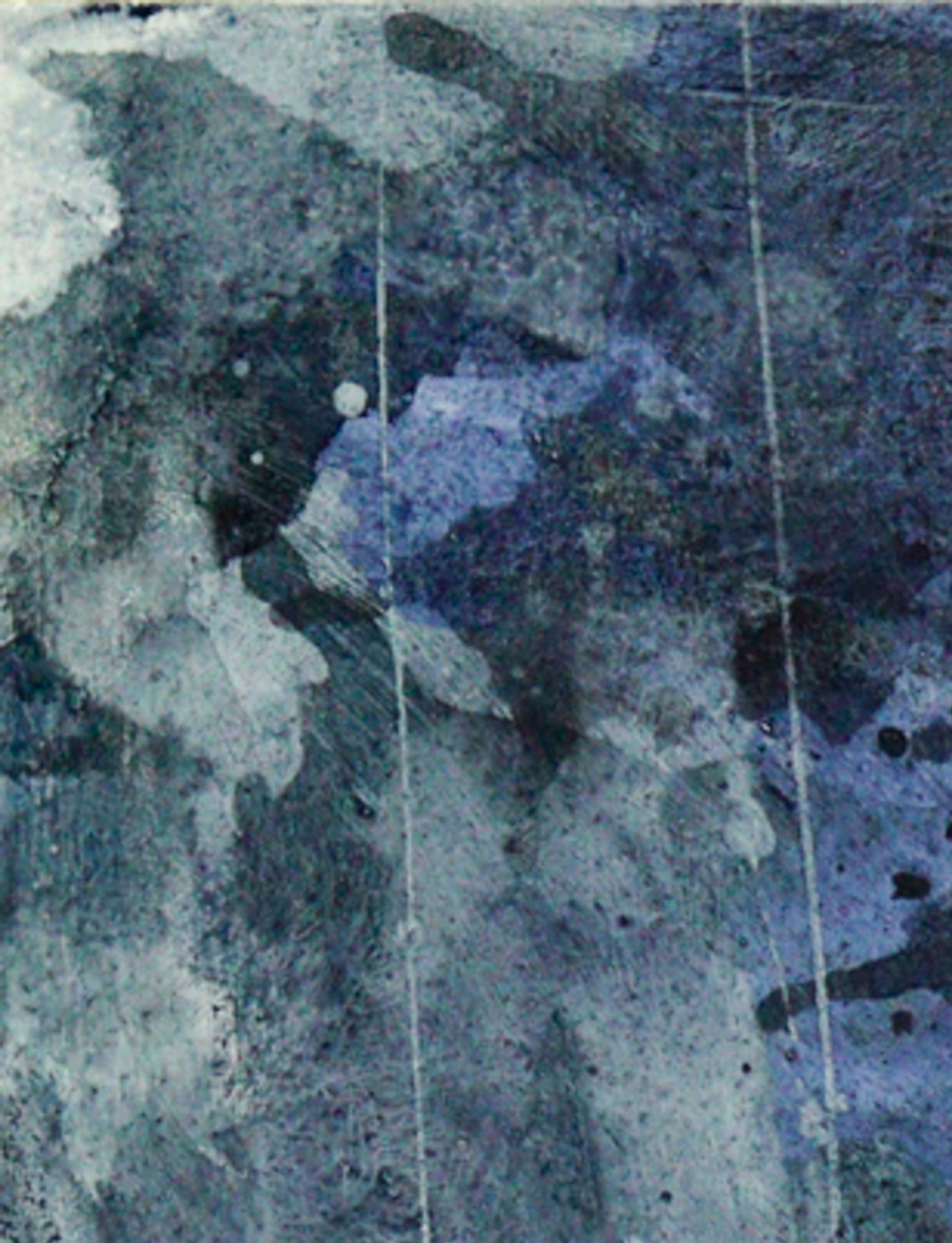 Originalkunstwerk von Sara Freeman.
Im Raum vor der Zeit, Wachs und Eitempera auf Karton, 120cm x 120cm, 2023. Rückseitig signiert. Hängt an D-Ringen.

Der Entstehungsprozess und die ruhige Energie, die er erzeugt, sollen den Betrachter in einen