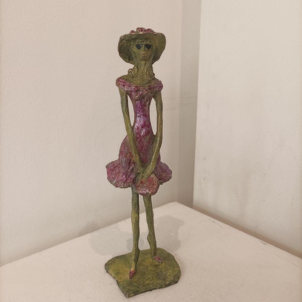 Figurative Sculpture de Sara Ingleby-Mackenzie - Chantilly - Escultura figurativa de edición limitada en bronce