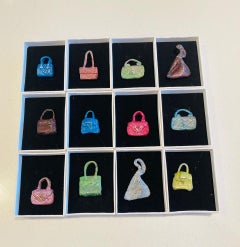 Handtaschenfee II - Limitierte Auflage einer figurativen Skulptur aus Bronze