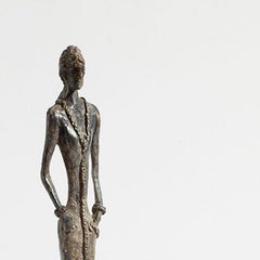 Septembre - Sculpture figurative contemporaine en bronze