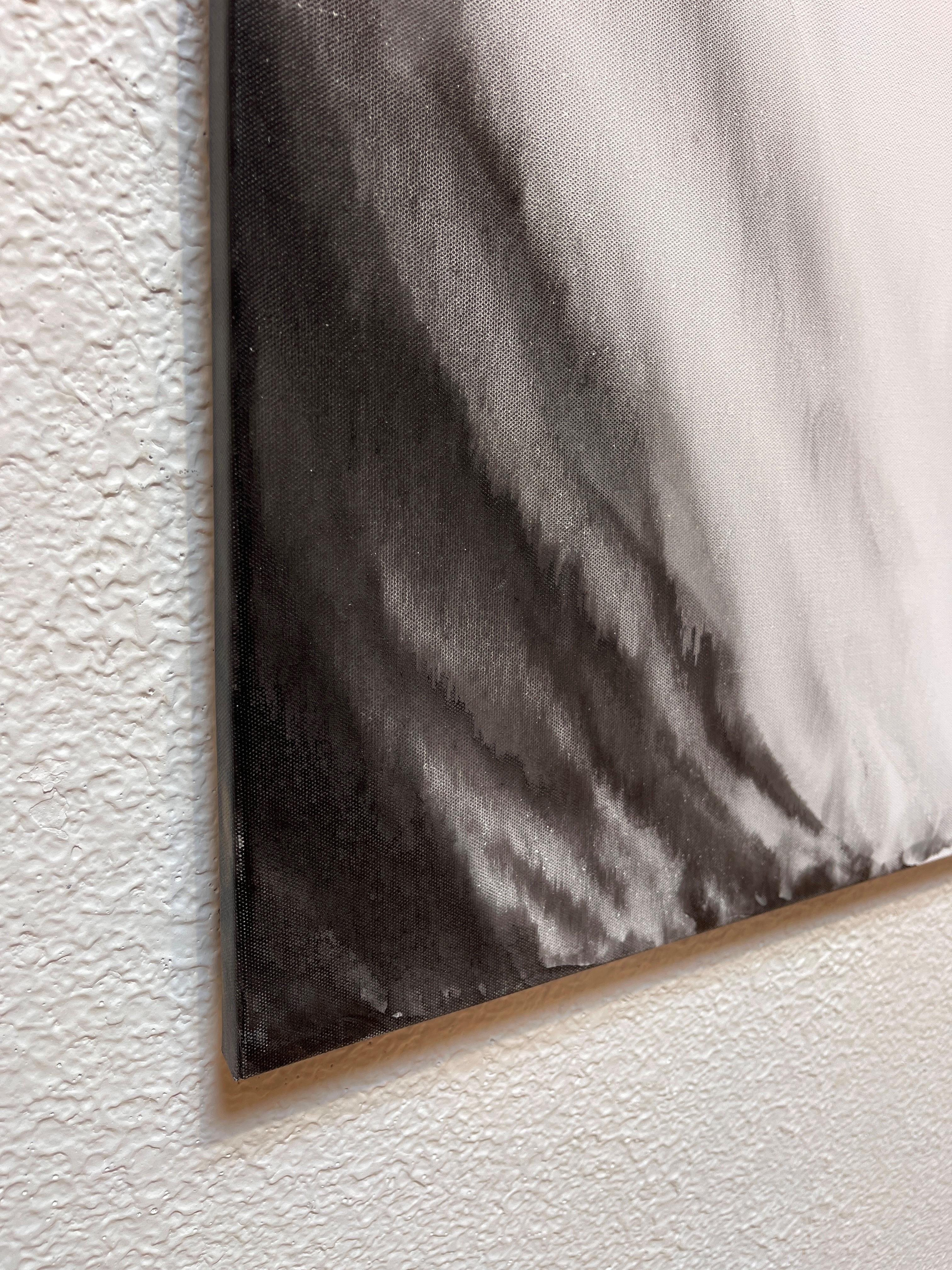 „Fog Rising“ von Sara Melzer, Abstraktes Schwarz-Weiß-Abstraktes im Angebot 2