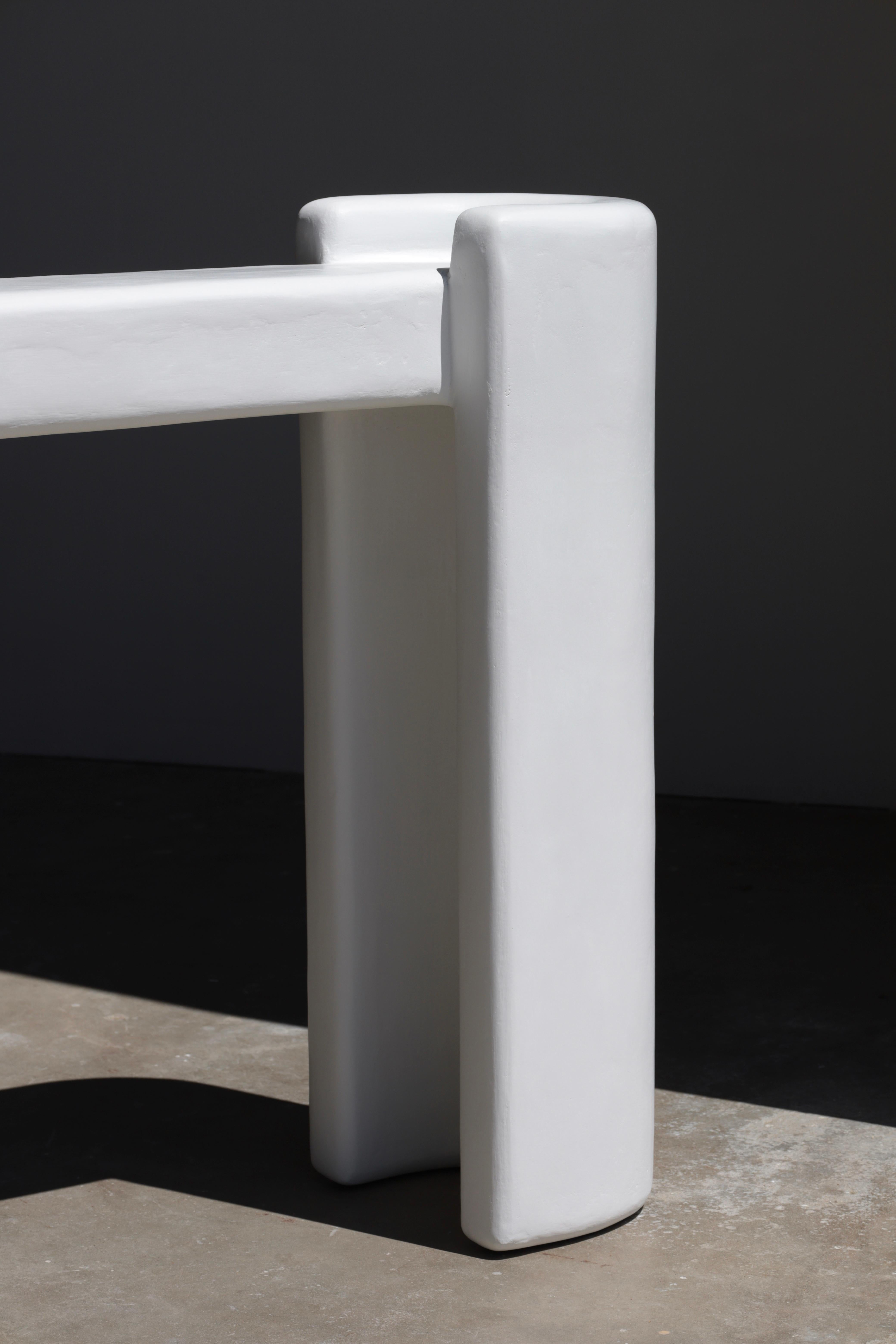 American sara sculptural plaster console in salt by öken house studios For Sale