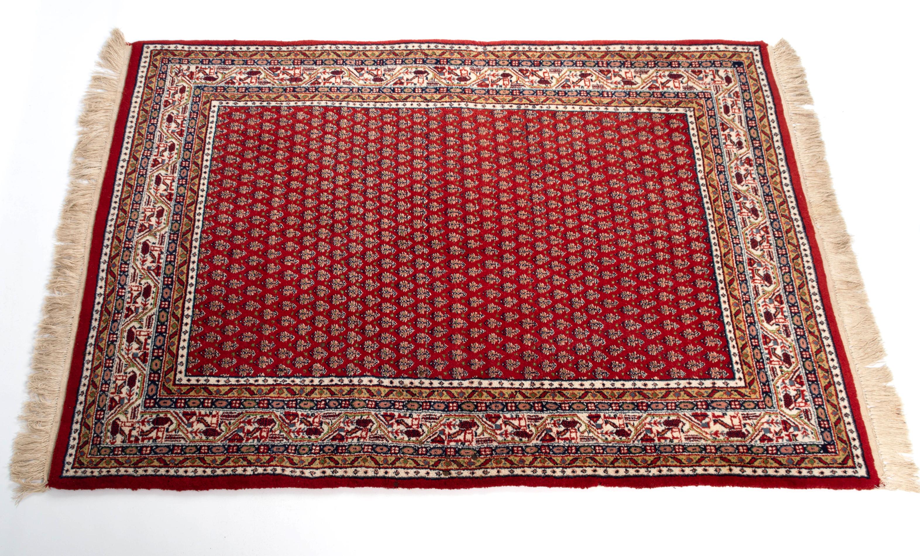 Noué à la main Tapis Saraband Mir rouge et ivoire, vers 1980 en vente