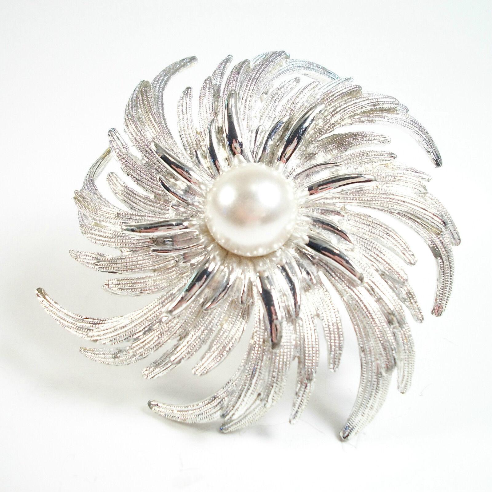 Women's SARAH COVENTRY - Large Faux Pearl & Silver Tone Brooch - Signed - Circa 1960's For Sale