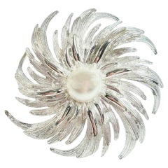 SARAH COVENTRY - Large Faux Pearl & Silver Tone Brooch - Signed - Circa 1960's