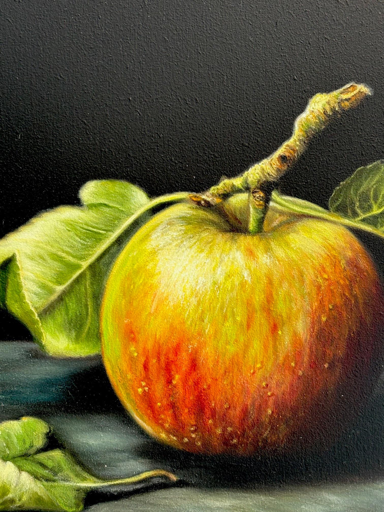 Undamaged - original still life oil painting - contemporary realism artwork - Photoréalisme Painting par Sarah Eden