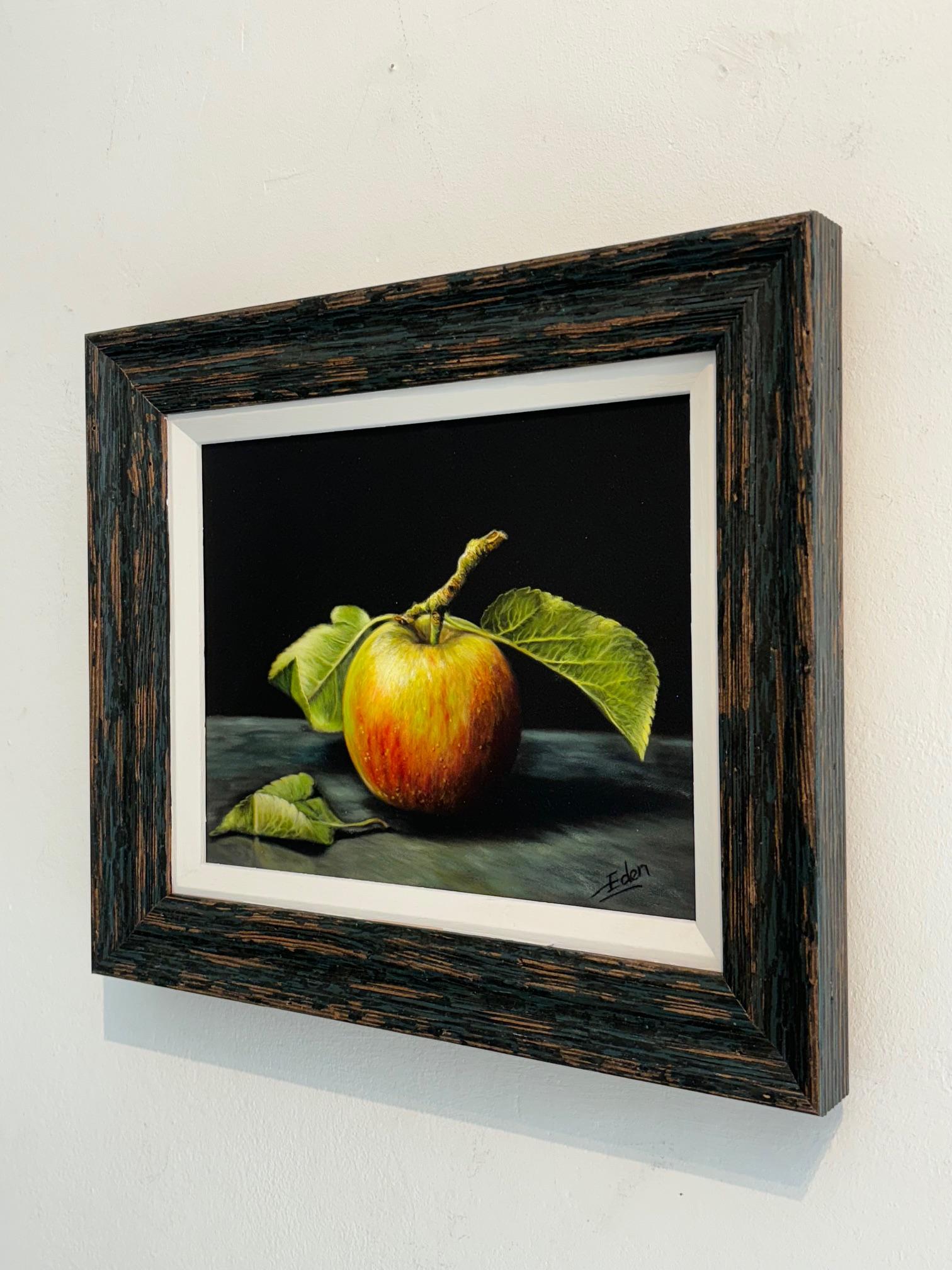Cette œuvre d'art exceptionnelle est actuellement exposée et disponible à la vente à la Signet Contemporary Art Gallery et en ligne.

Rendu avec des détails exquis, Undamaged est un exemple frappant de réalisme contemporain, mettant en scène une