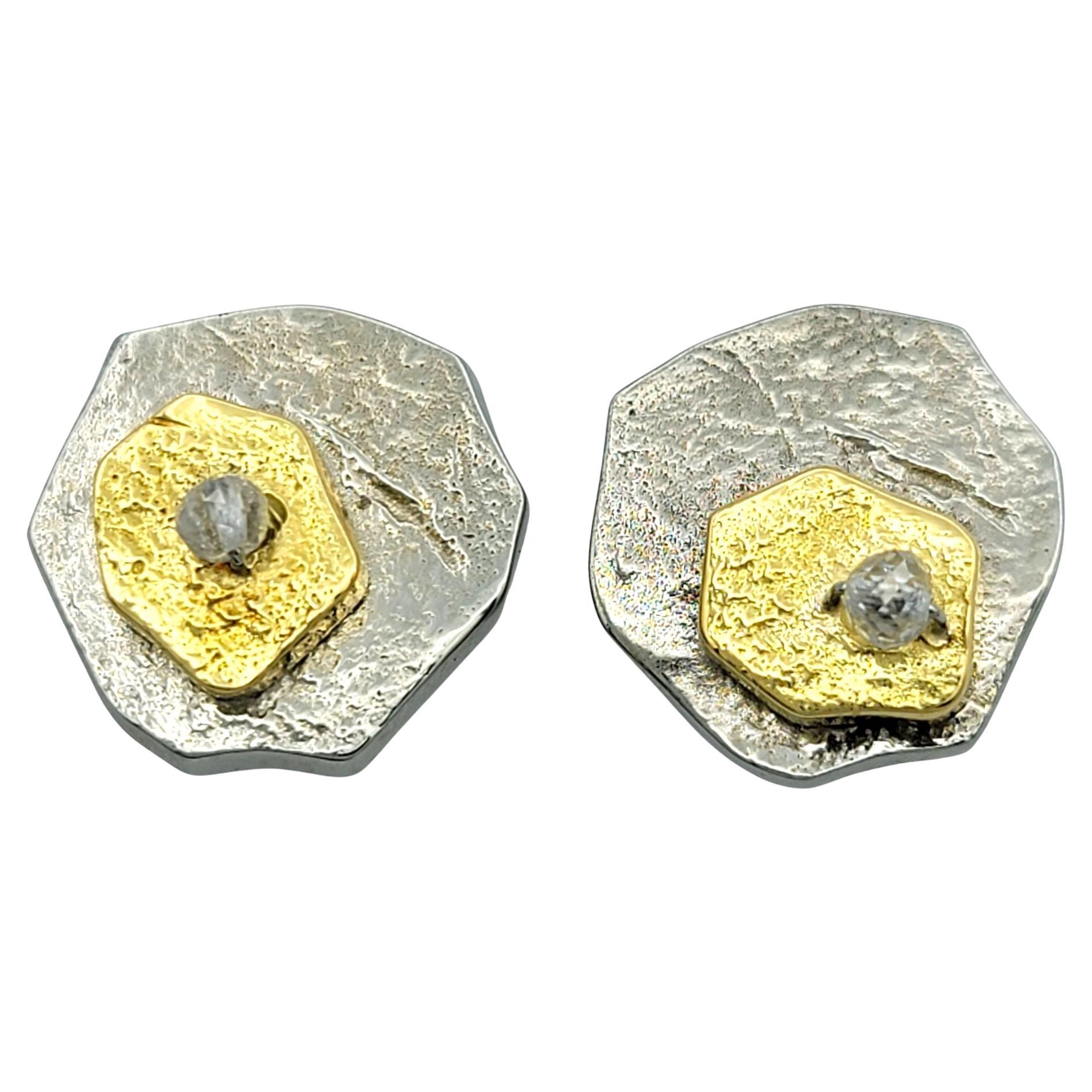 Sarah Graham Pendientes de oro de 18 quilates bicolor con textura abstracta de perlas de diamante en venta