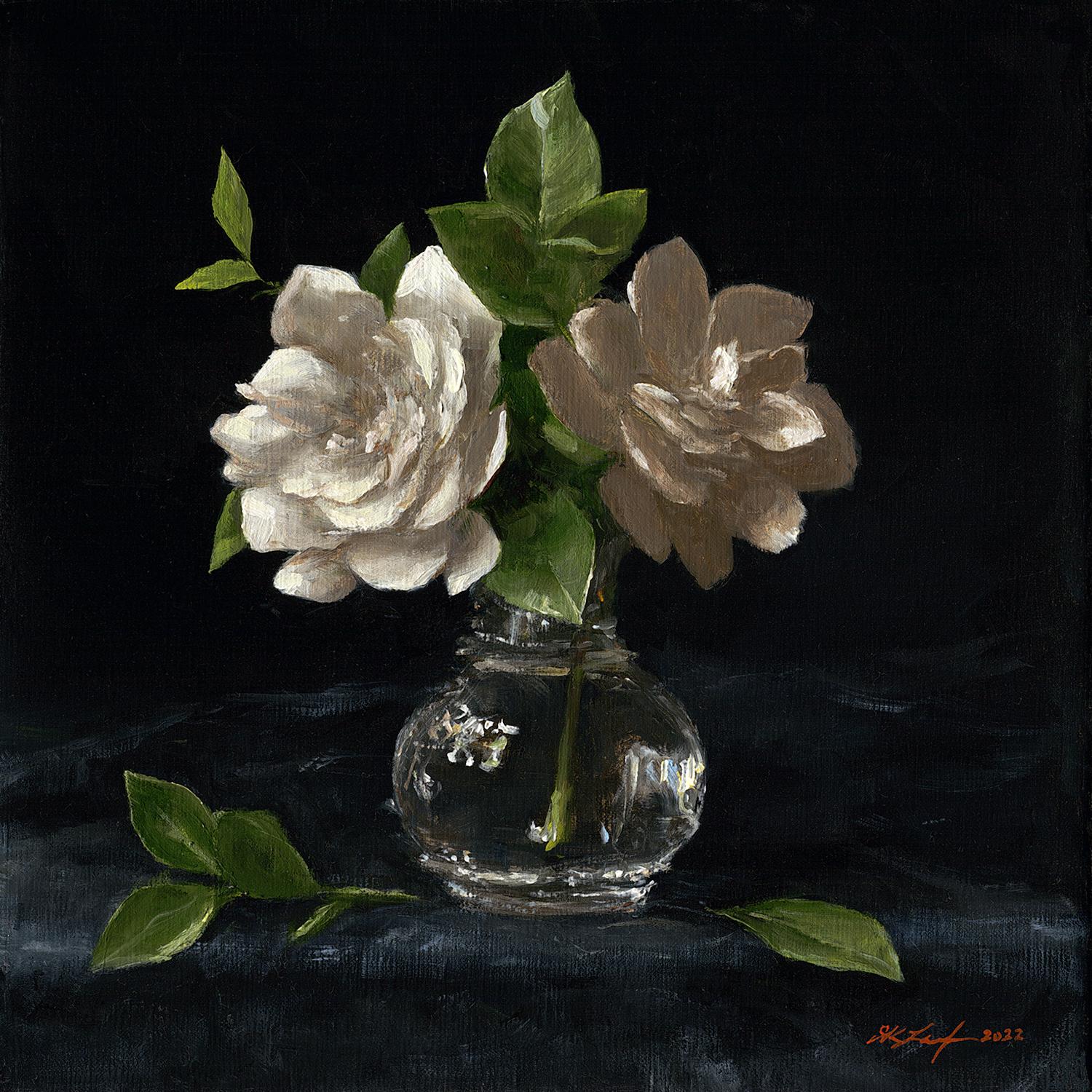 Still-Life Painting de Sarah Lamb - "Gardenias en jarrón Juliska" - Naturaleza Muerta - Pintura Realista Americana - botánica