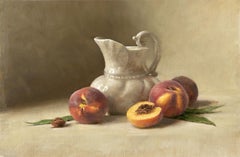 „Pitcher & Peaches“ – Stillleben – Gemälde des amerikanischen Realismus – Früchte