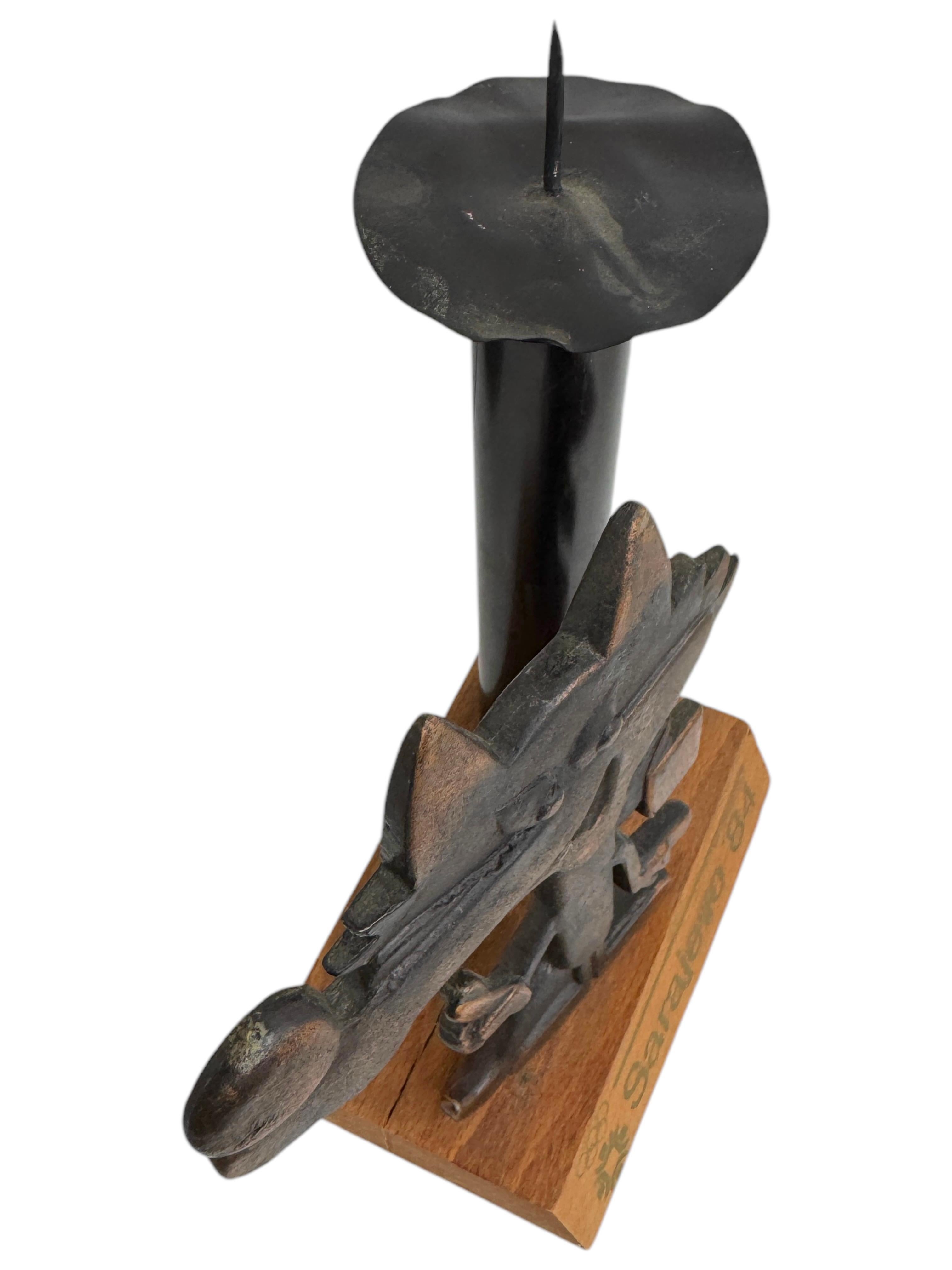 Sarajevo Juegos Olímpicos de Invierno 1984 Figura Mascota Candelabro Vintage Yugoslavia en venta 1