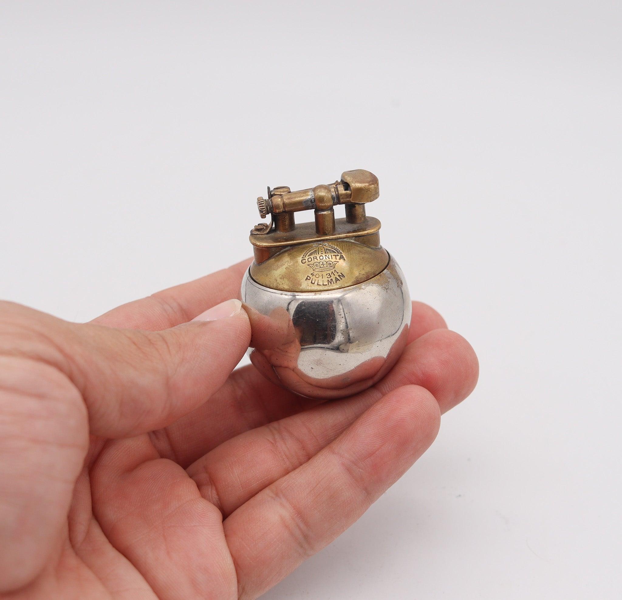 Early 20th Century SARASTRO 1925 Pforzheim Deco Coronita Desk Petrol Lighter In Nickel & Brass For Sale