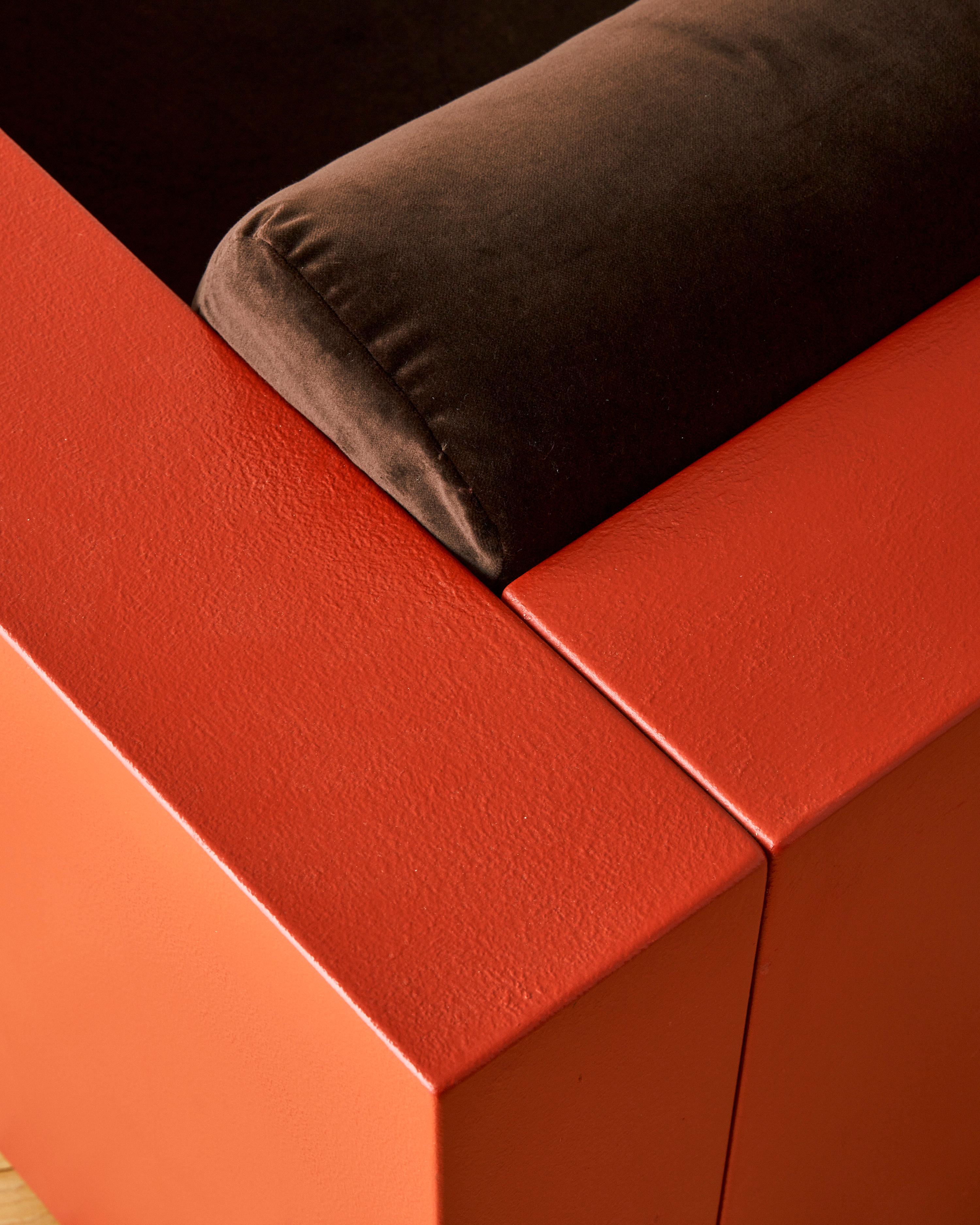 Fauteuil Saratoga conçu par Lela et Massimo Vignelli par Poltronova en vente 1