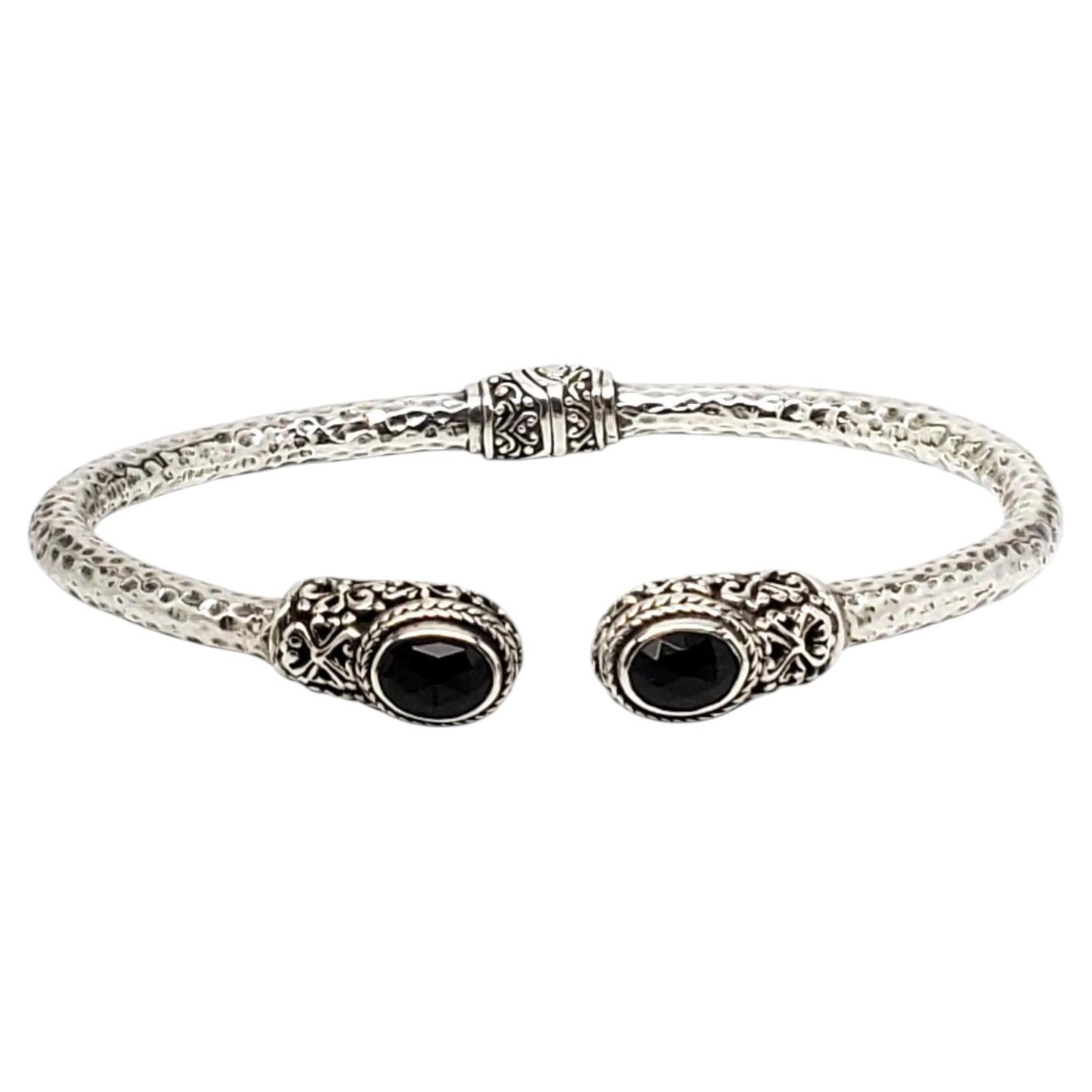 Sarda Sterling Silver Hammered Hinged Cuff Bracelet With Black Onyx #24580