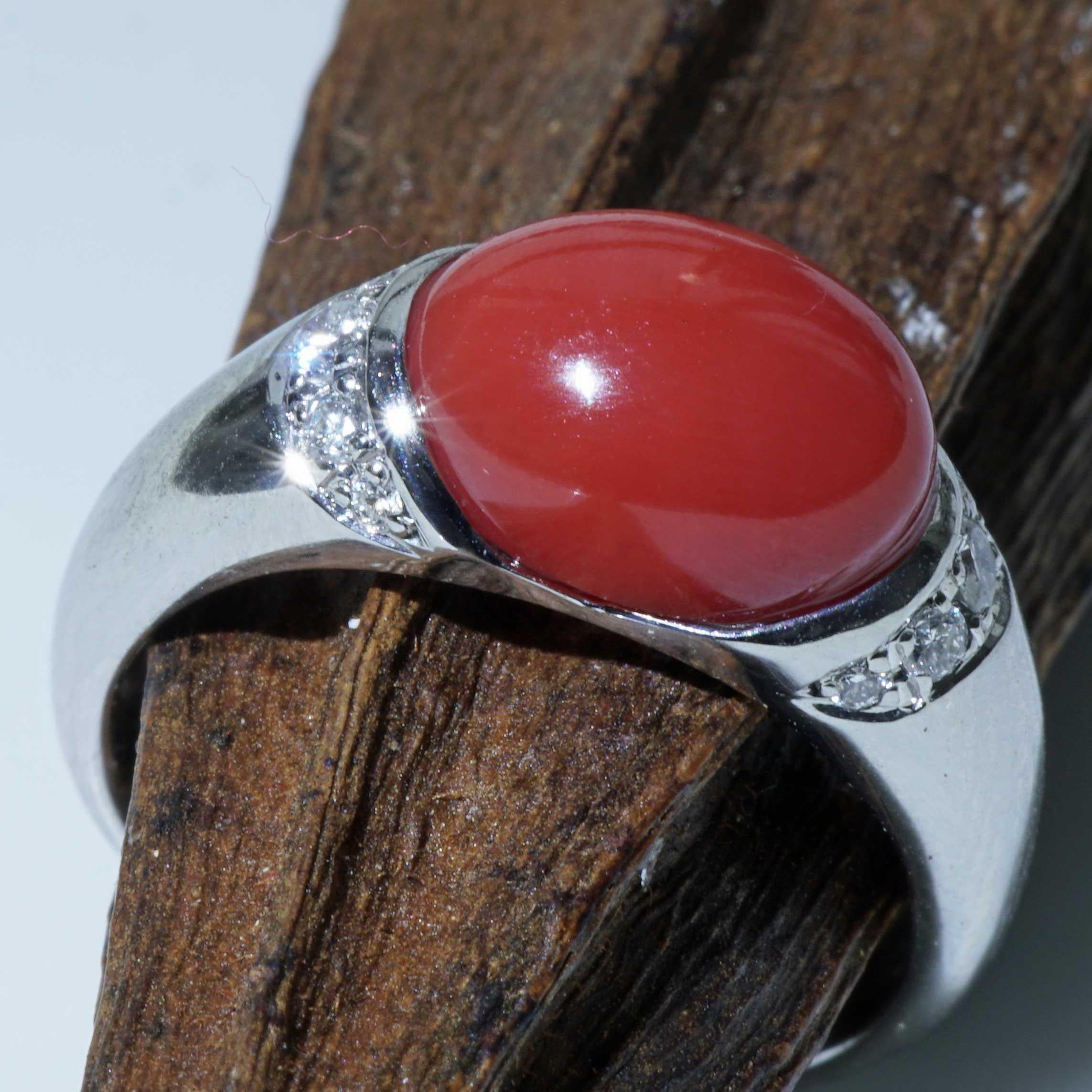 Anello di corallo sardo Brilliante di platino AAA+ TW Loupeclean in vendita 4