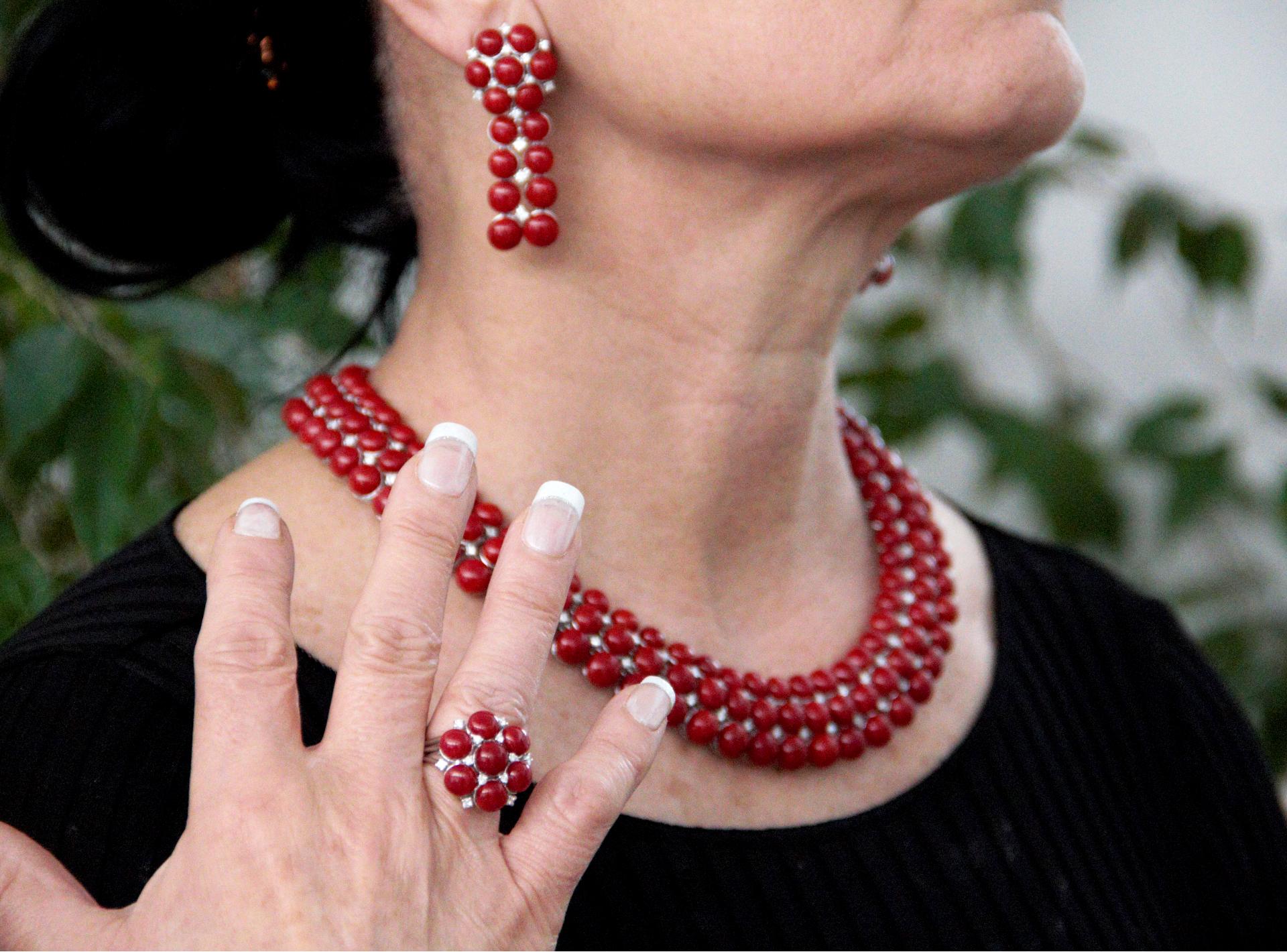 Sardinian Coral 18 Karat White Gold Diamonds Choker Necklace For Sale 6