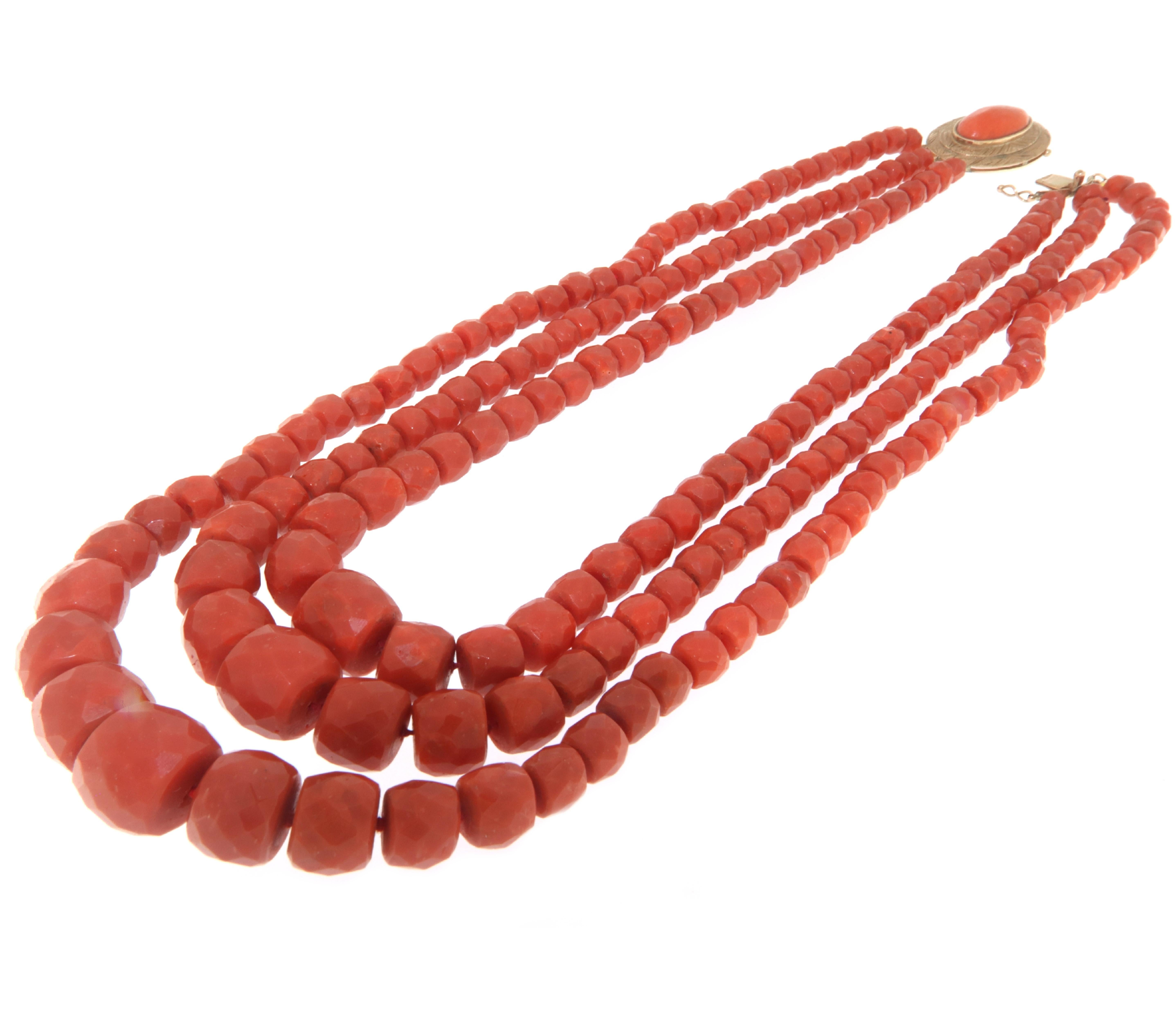 Sardinian Coral 9 Karat Yellow Gold Rope Necklace For Sale 2