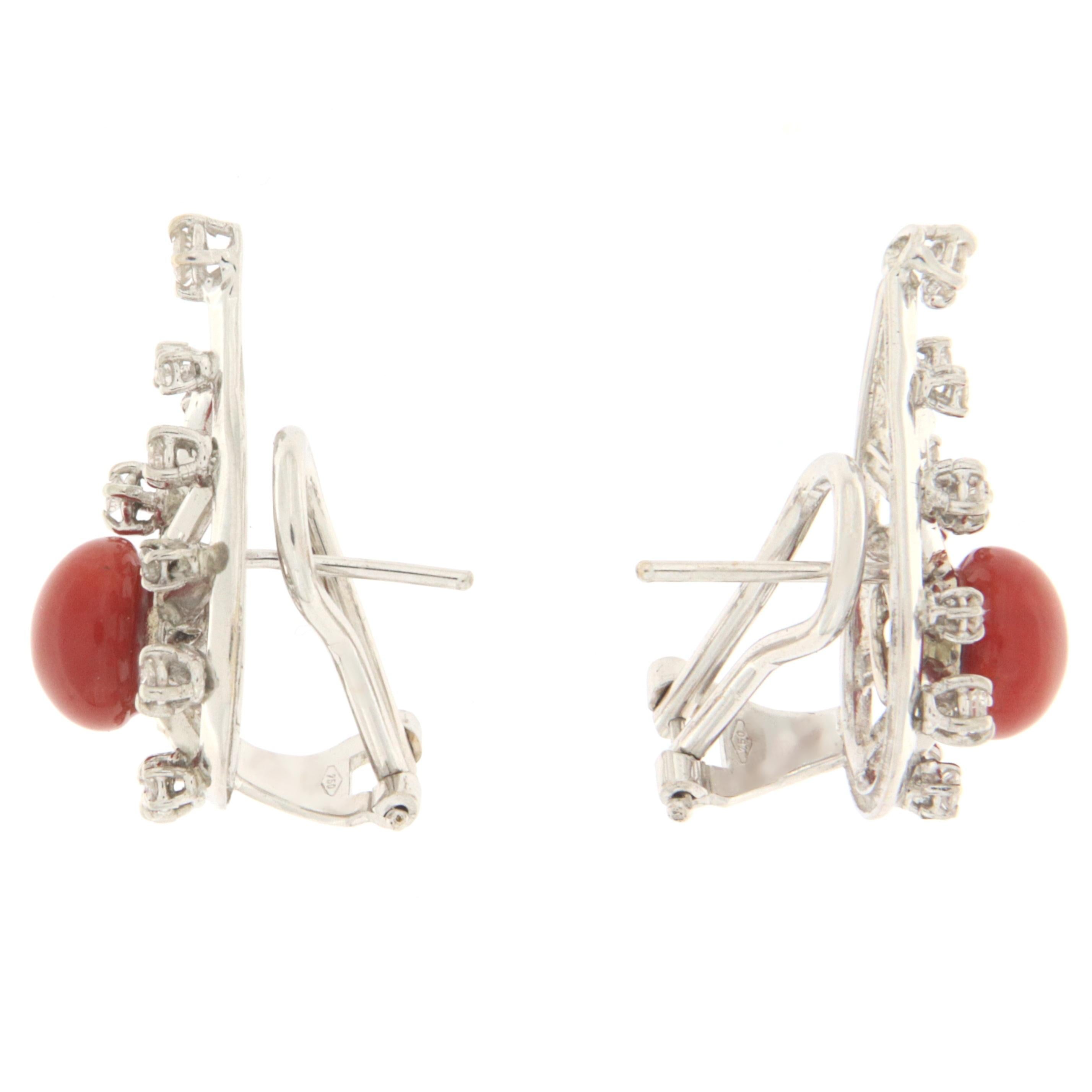 Sardinian Coral Diamonds 18 Karat White Gold Stud Earrings In New Condition For Sale In Marcianise, IT