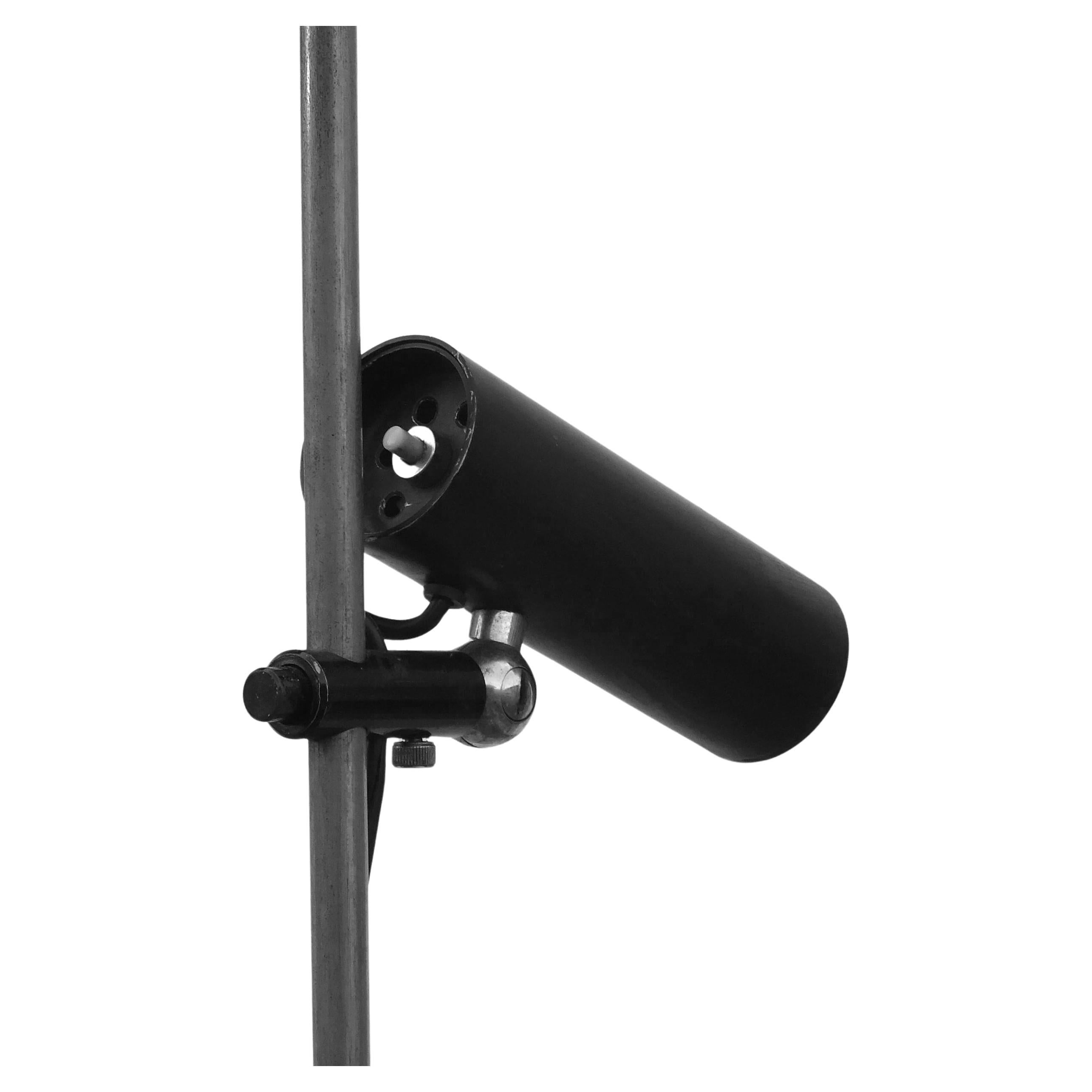 Metà XX secolo Design di Gino Sarfatti for Arteluce, lampada da terra 1055, anno 1955 in vendita