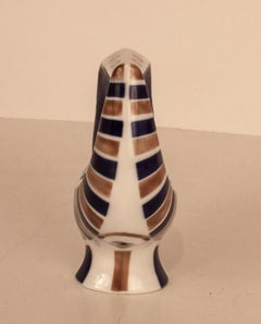 Figure en porcelaine de Sargadelos en forme d'animal, marque et cachet au fond, Espagne