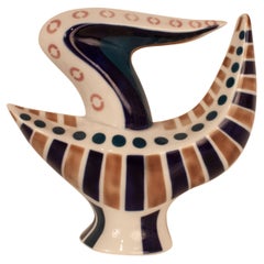 Figura de porcelana Sargadelos con forma de animal, marca y sello en la parte inferior, España