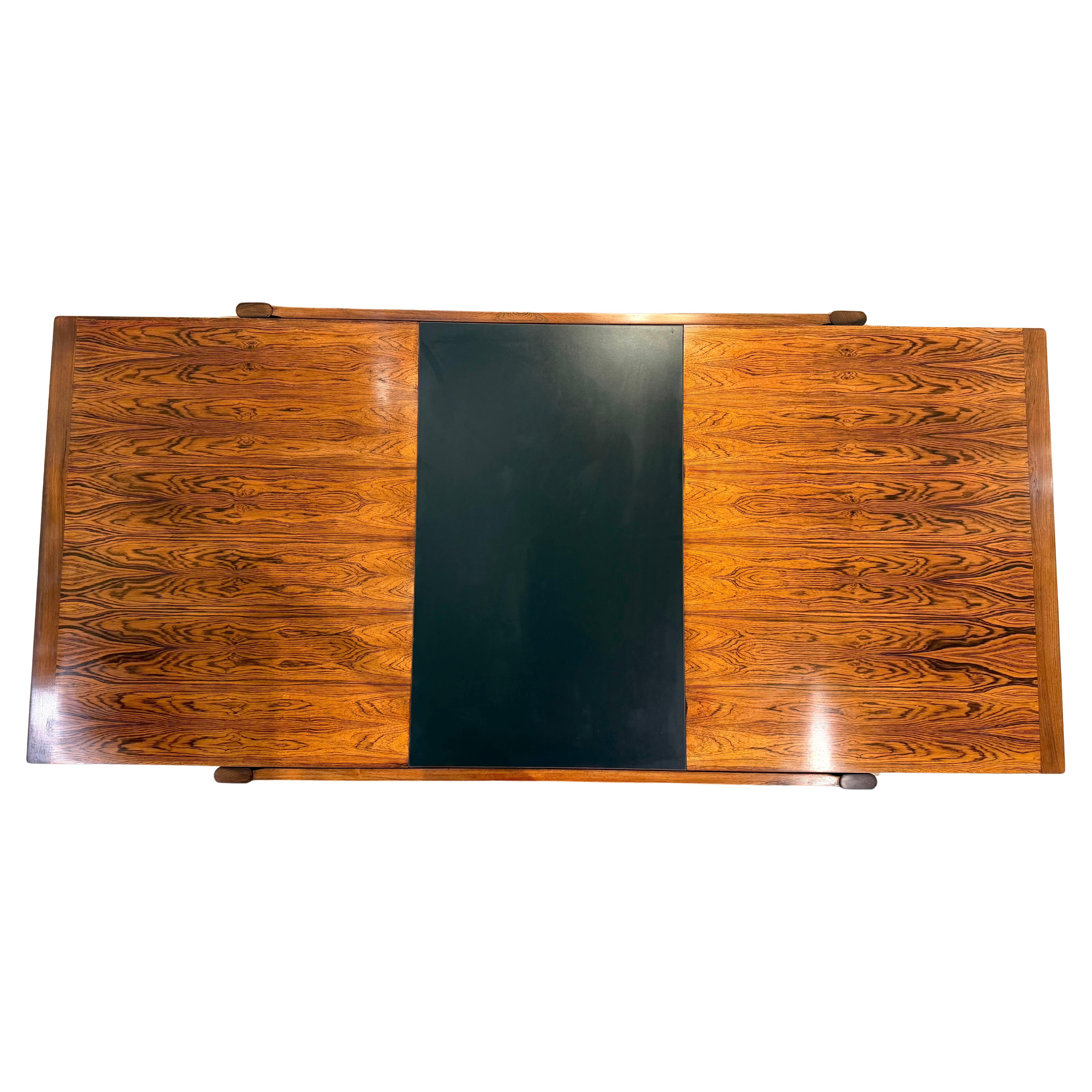 Norwegian Sari coffee table by Torbjorn Afdal for Bruksbo For Sale