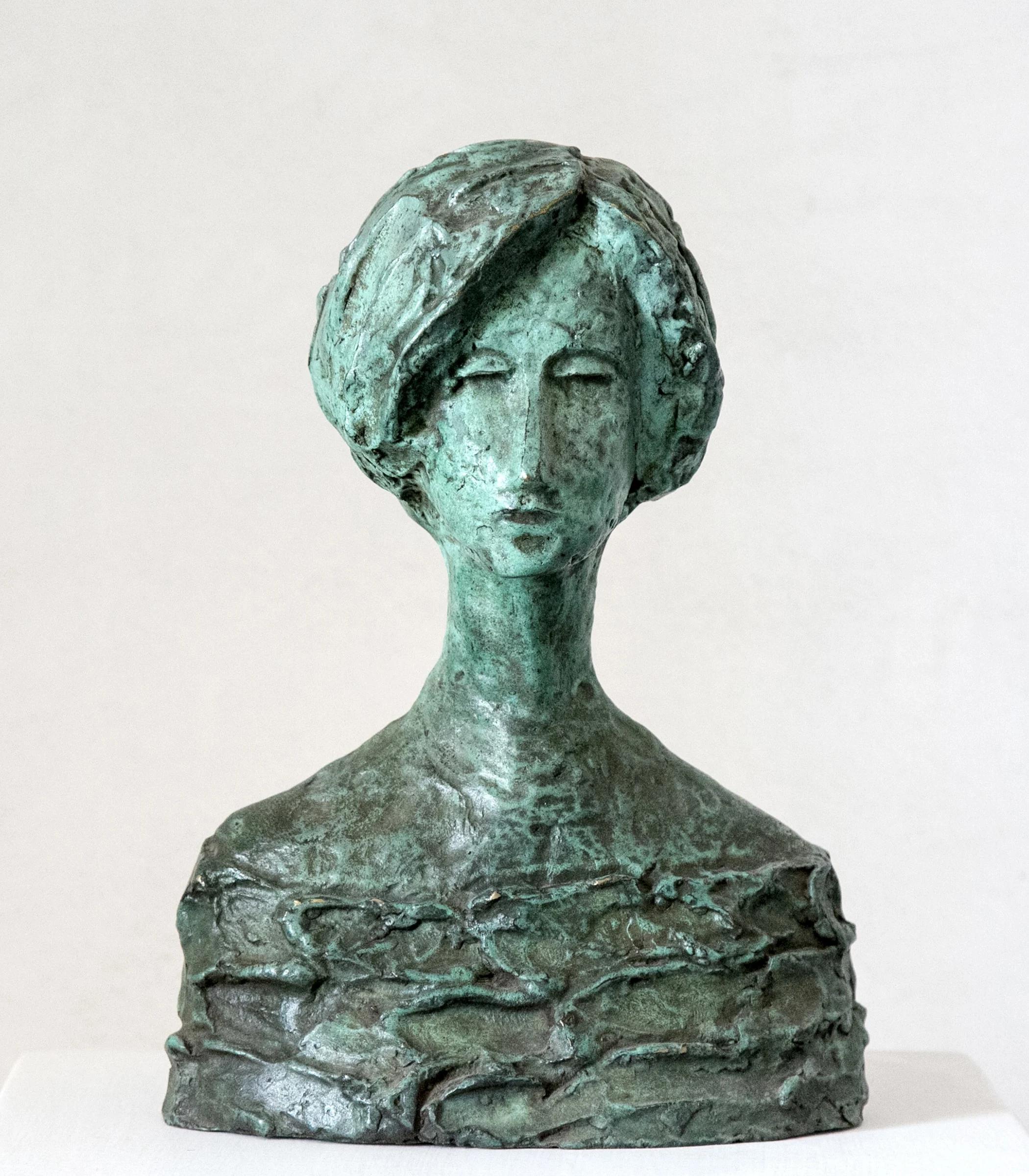 "Agat" Bronze Sculpture 13" x 9" x 5.5" inch by Sarkis Tossonian

Sarkis Tossoonian was born in Alexandria in 1953. He graduated from the Faculty of Fine Arts/Sculpture in 1979. He started exhibiting in individual and group exhibitions in Alexandria
