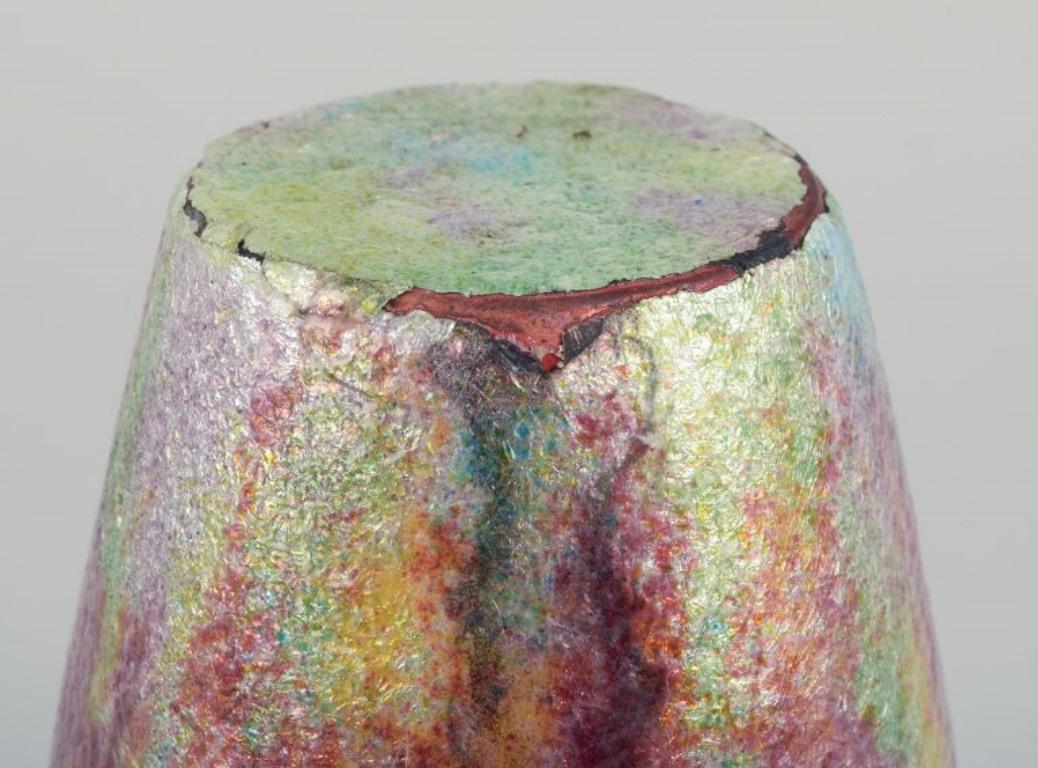 Sarlandie per Limoges, Francia. Vaso in metallo con decorazione a smalto in vendita 1