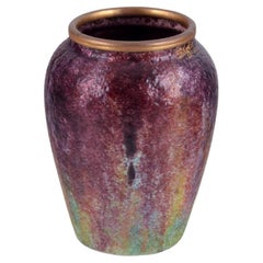 Sarlandie für Limoges, Frankreich. Metallarbeitende Vase aus Metall mit Emaille-Dekoration