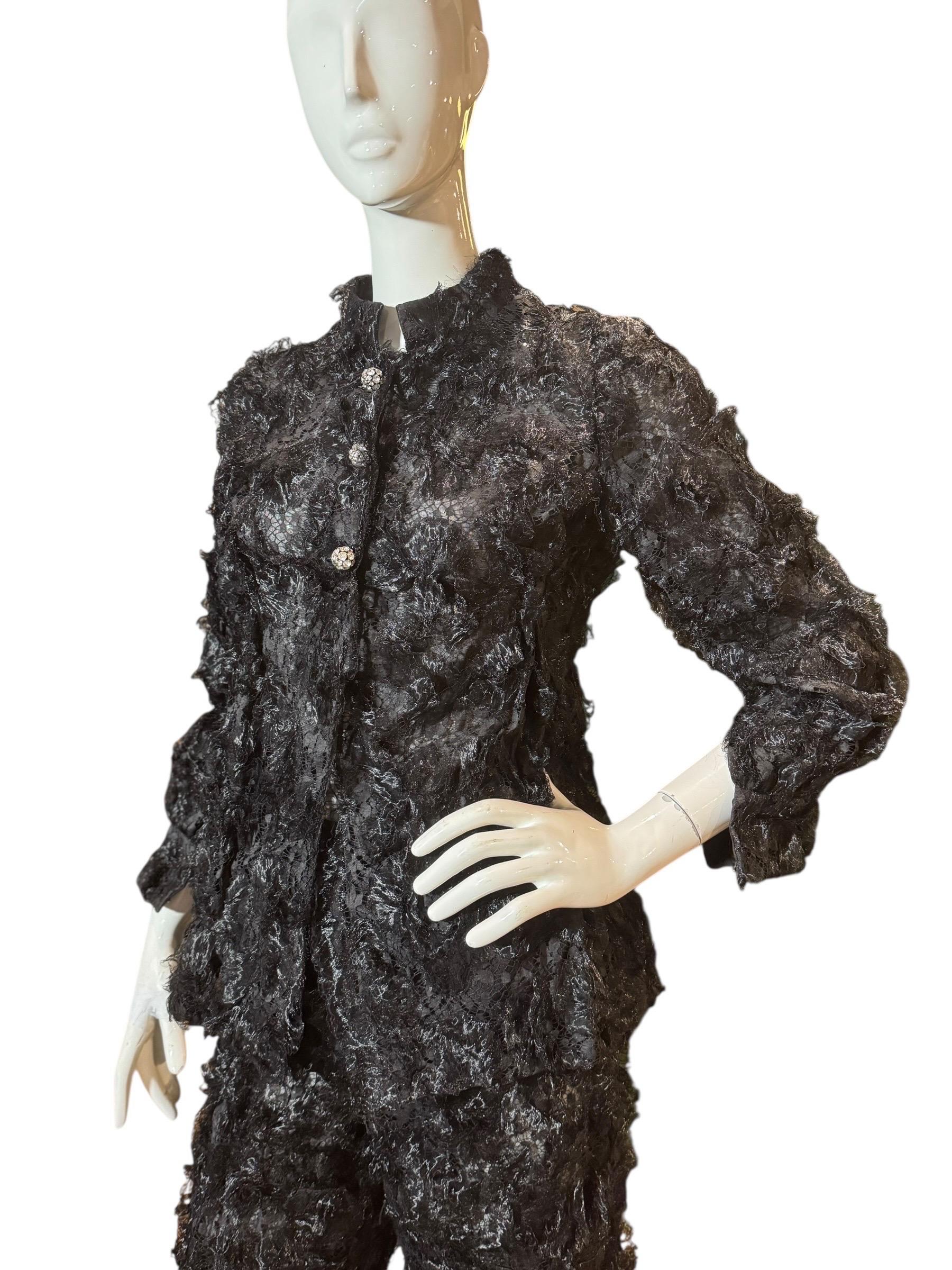 Sarmi New York 1960s Black Lace and Horsehair Ruched Suit, Brooklyn Museum (en anglais) en vente 1