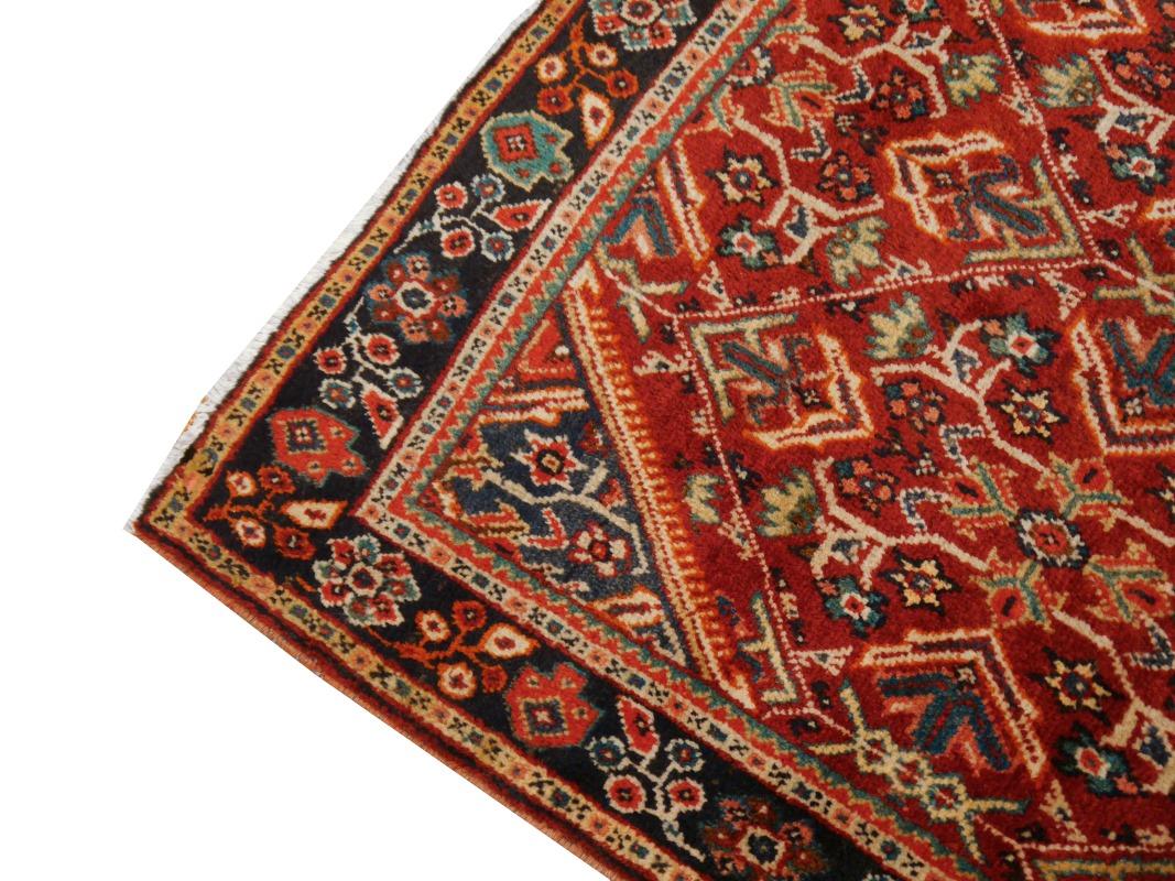 Wool Sarouk Mahal vintage rug wool hand knotted semi antique carpet For Sale