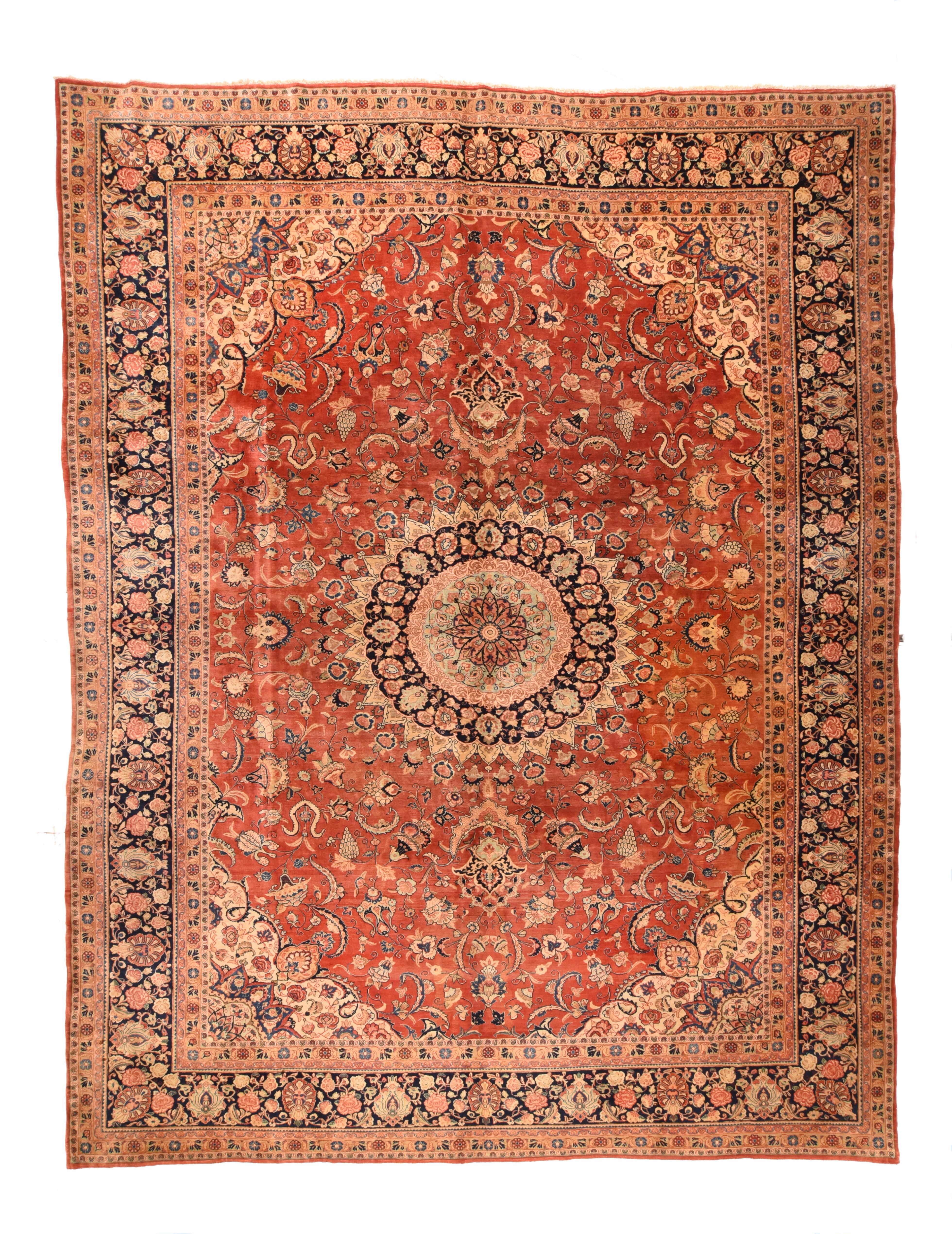 Vintage Sarouk Rug 10'0'' x 13'0'' In Excellent Condition For Sale In New York, NY