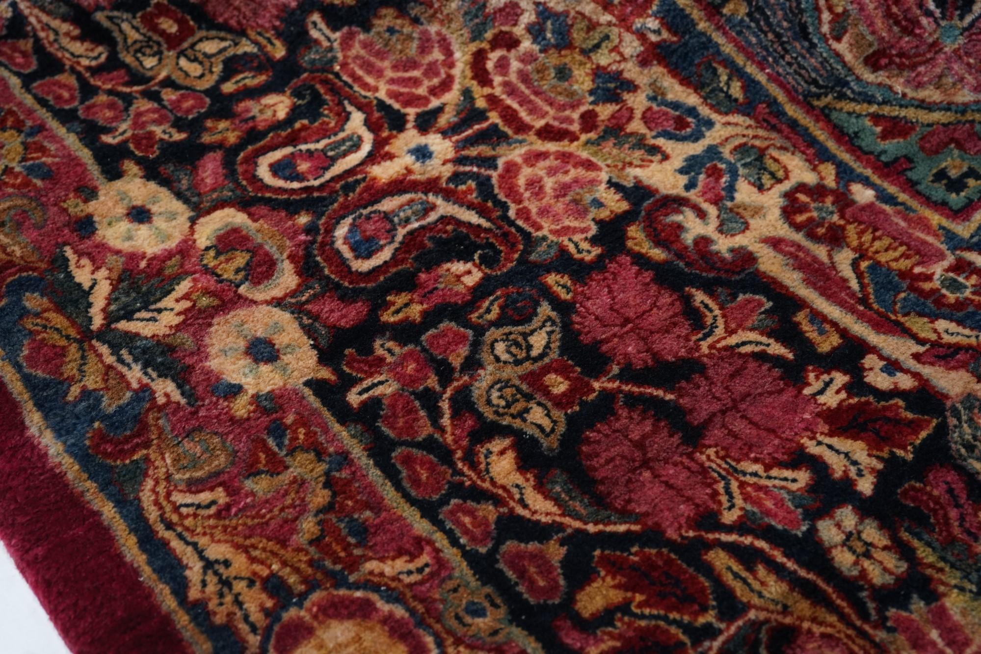 Sarouk Rug 12'0'' x 18'4'' In Excellent Condition For Sale In New York, NY