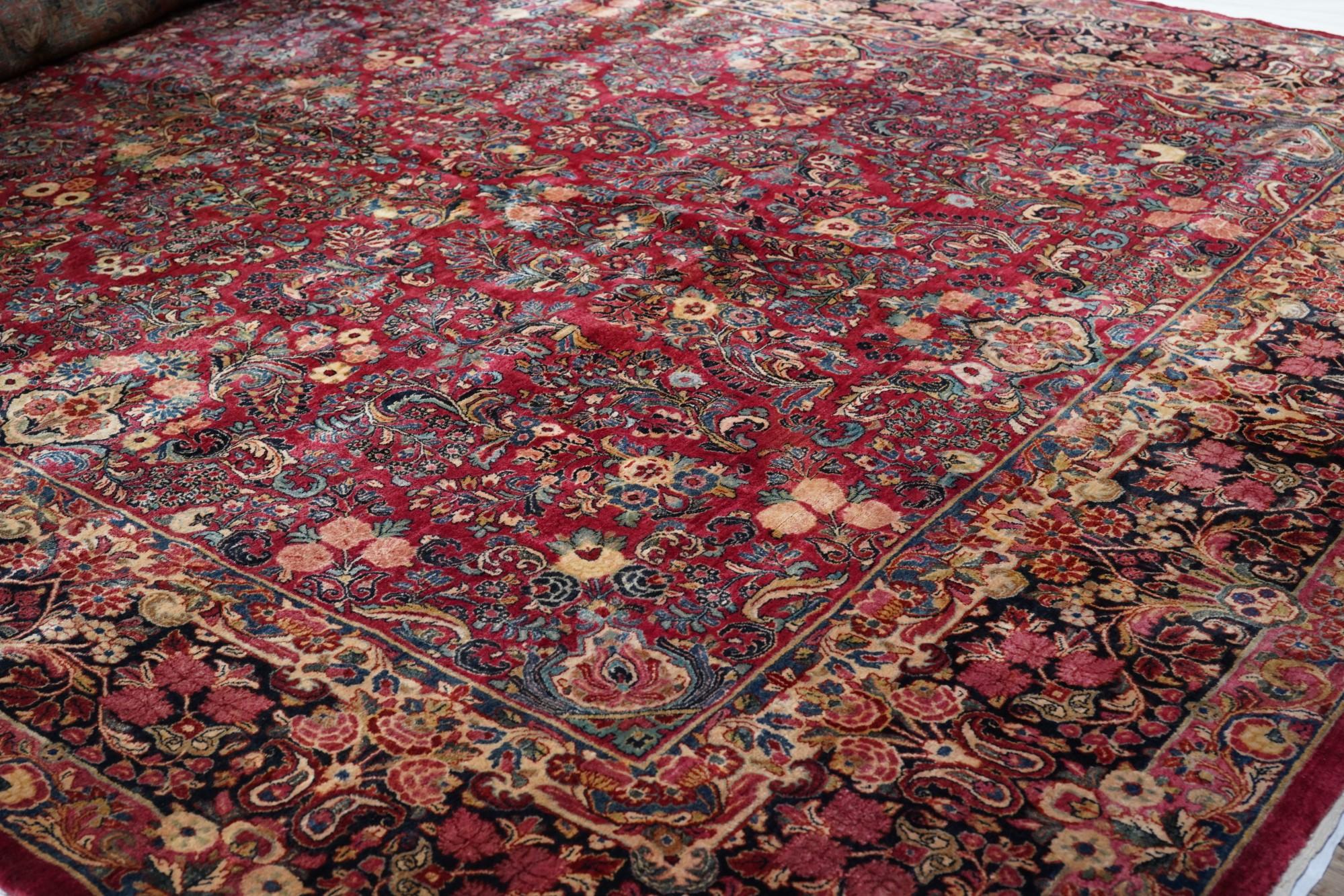 Vintage Sarouk Rug 12'0'' x 18'4'' For Sale 1