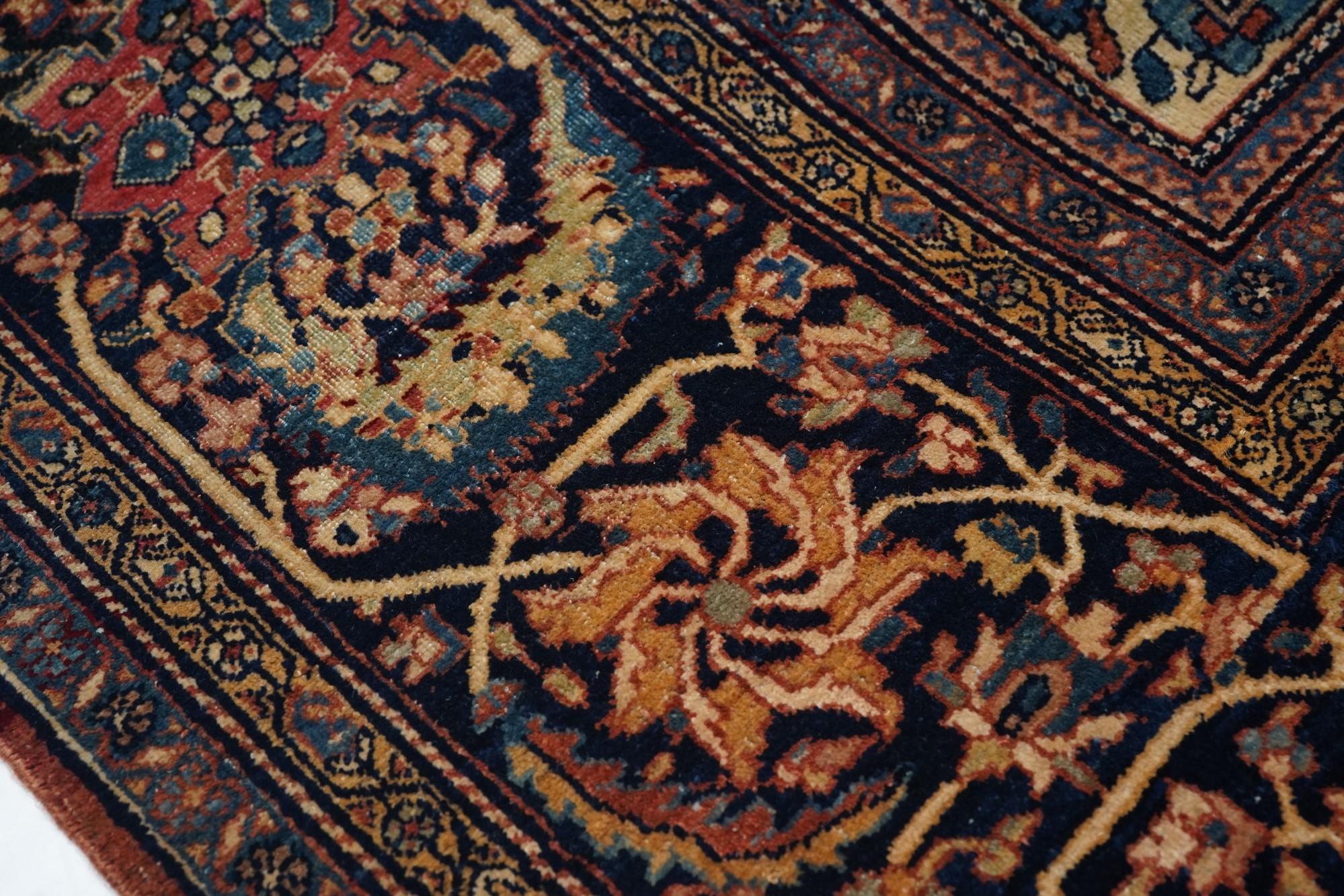 Sarouk-Teppich (Spätes 19. Jahrhundert) im Angebot