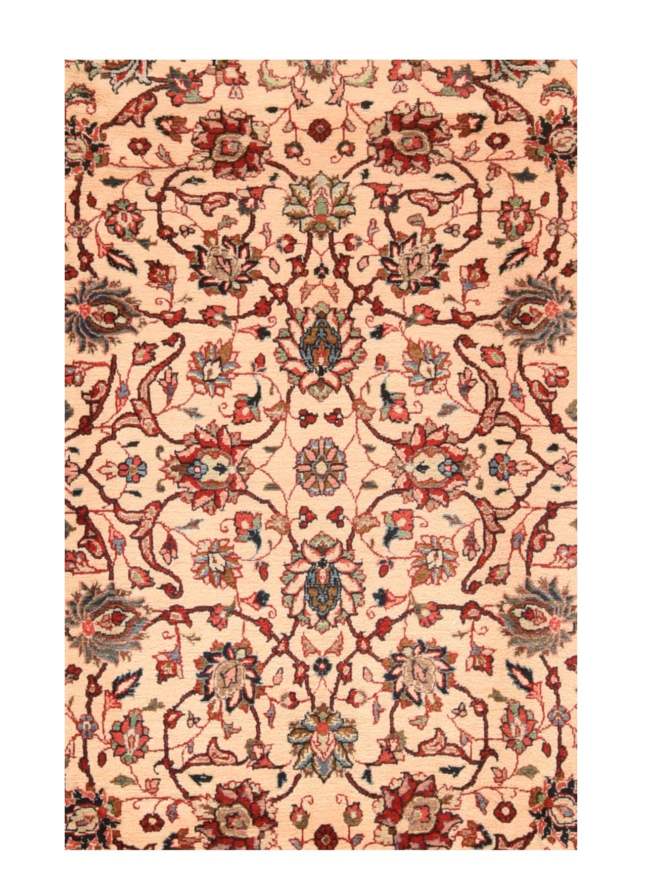 Sarouk Rug In Excellent Condition For Sale In New York, NY