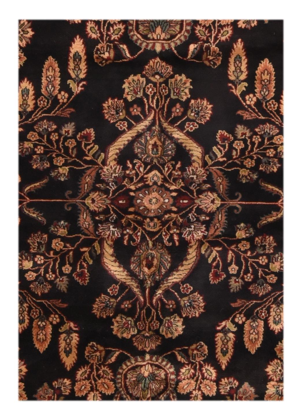 Sarouk Rug In Good Condition For Sale In New York, NY